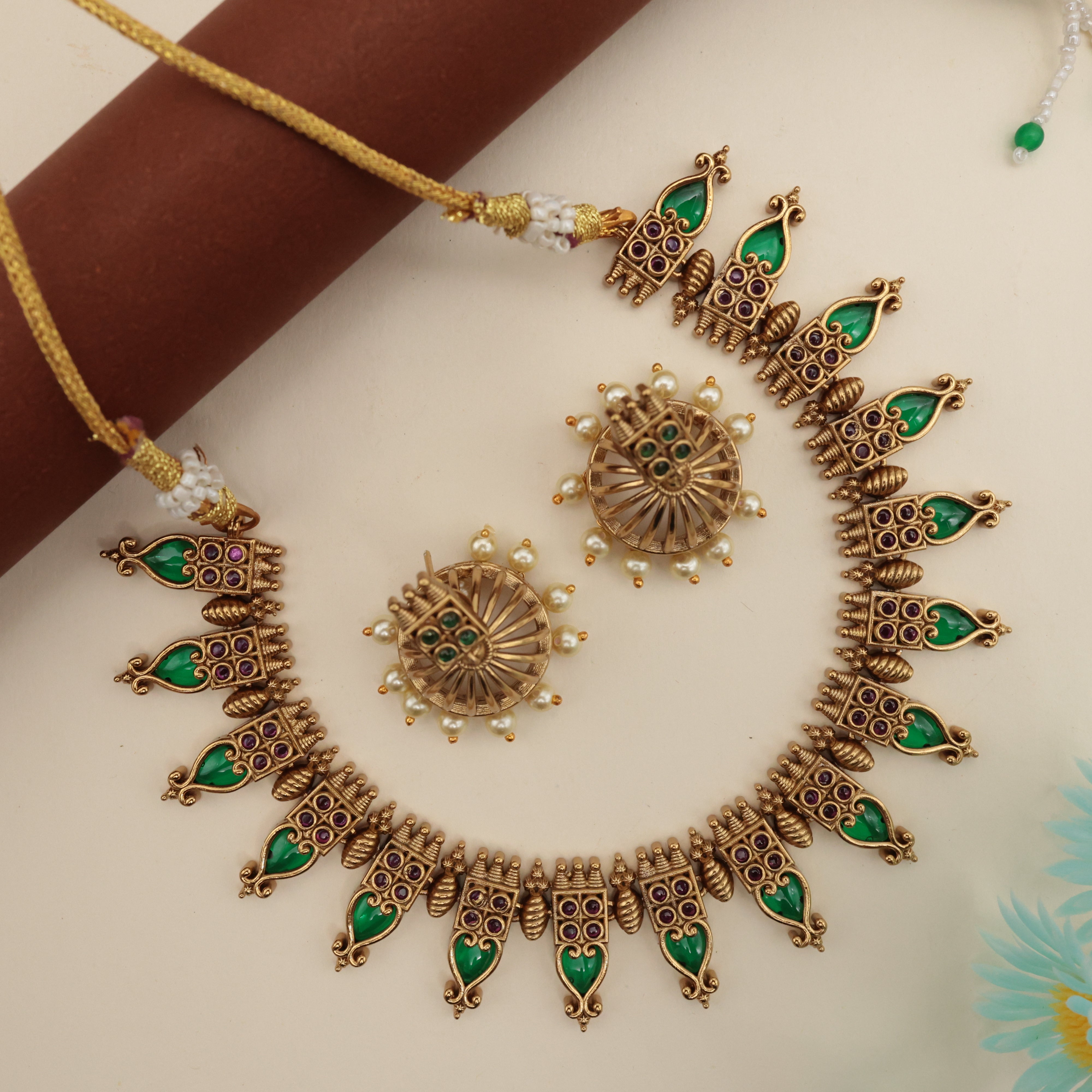 Antique Premium Quality Kemp Palakka Bridal Necklace Set
