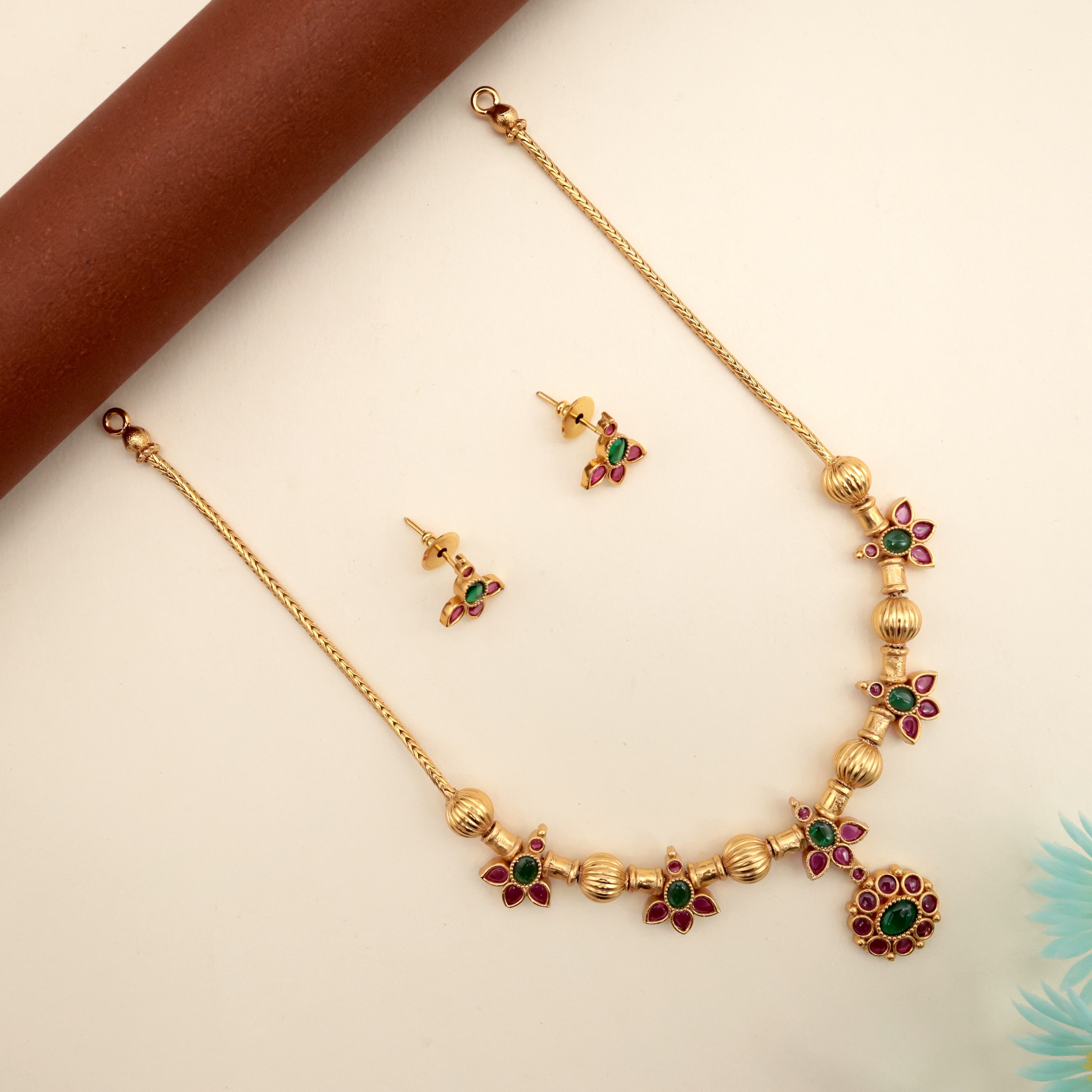 Antique Gold Kemp Besari Bridal Necklace Set - Ruby & Green