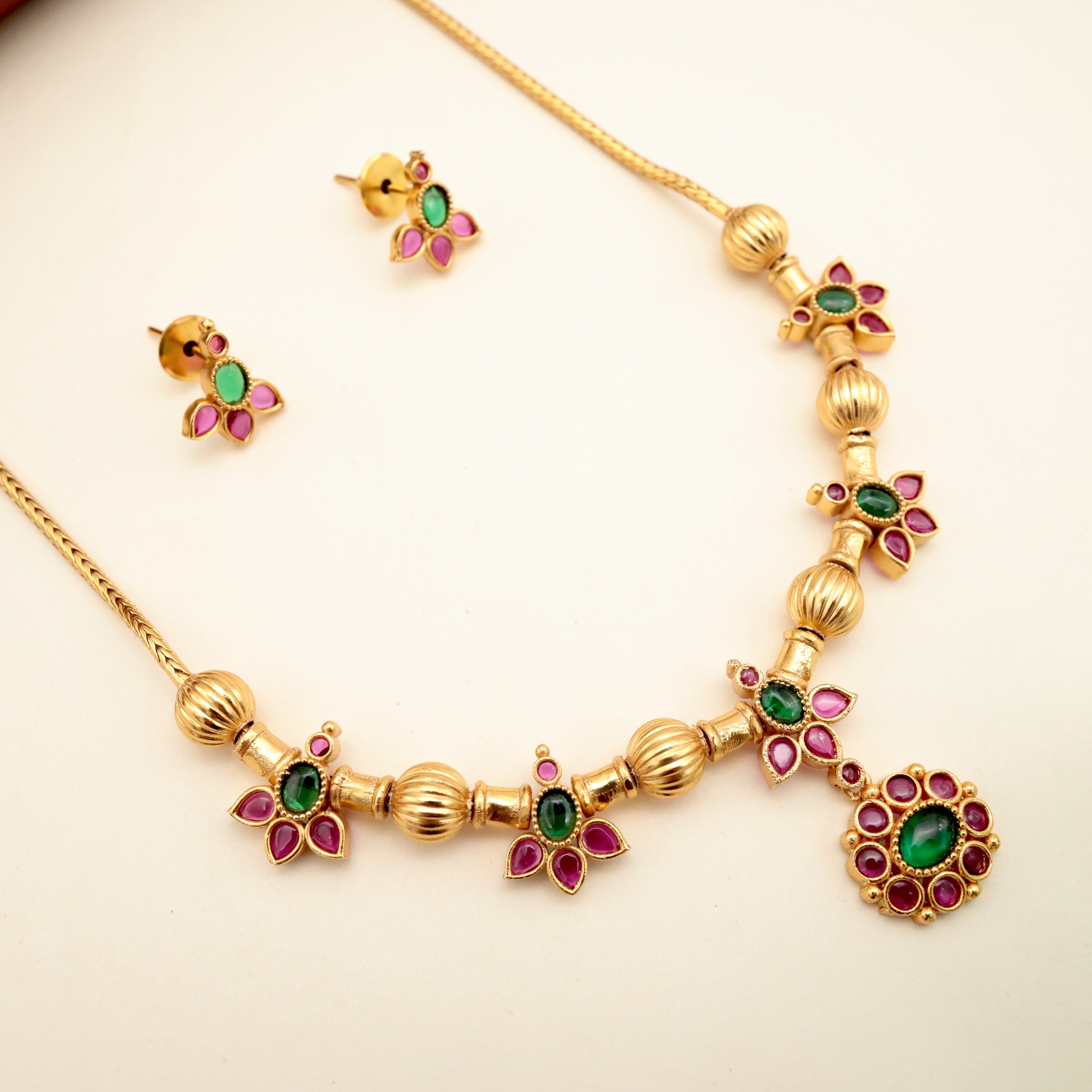 Antique Gold Kemp Besari Bridal Necklace Set - Ruby & Green