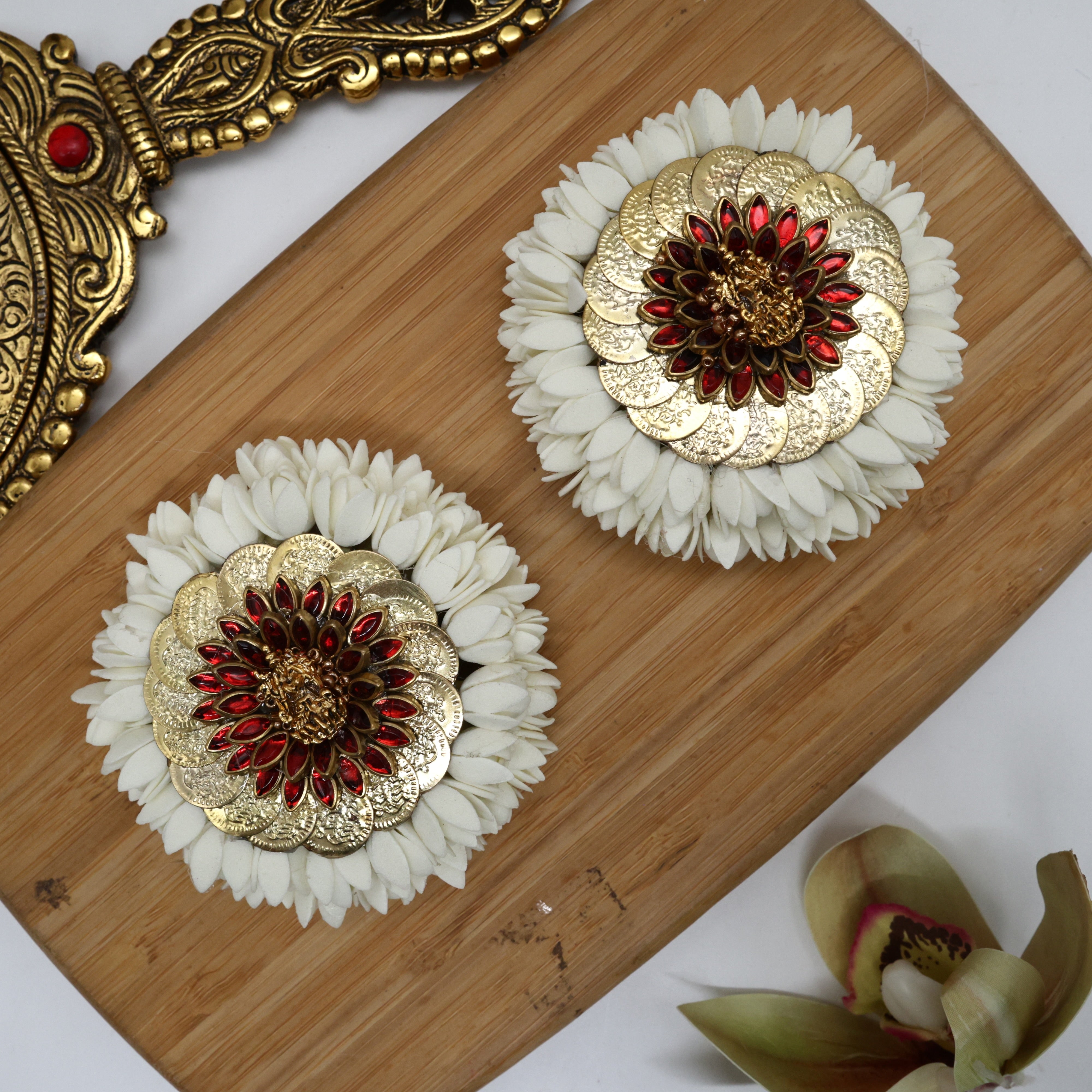 Double Layer Foam Malli Coin Kundan Lakshmi Alligator Clip