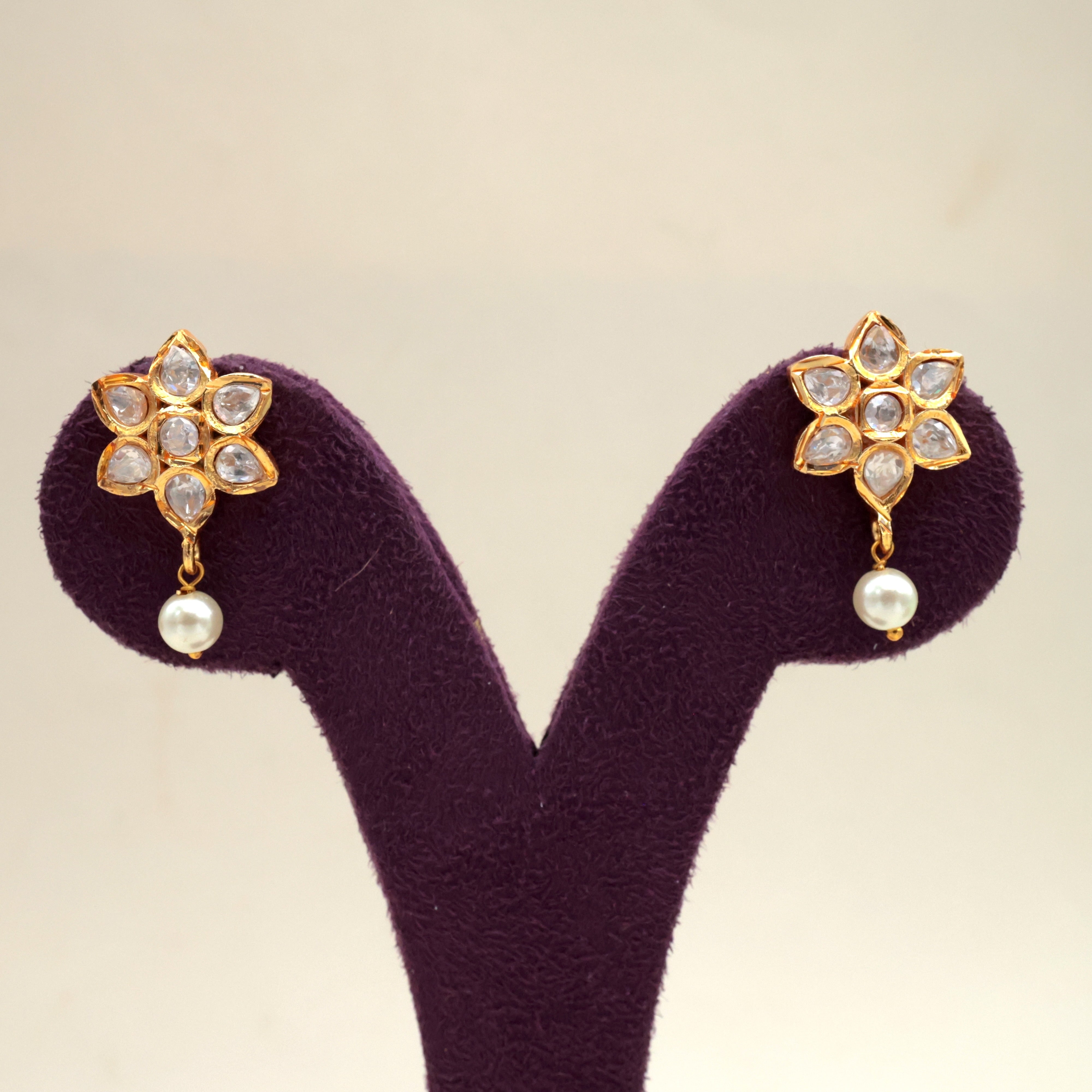 CUTE FLOWER PEARL DROP JADAU KUNDAN EARRINGS - WHITE