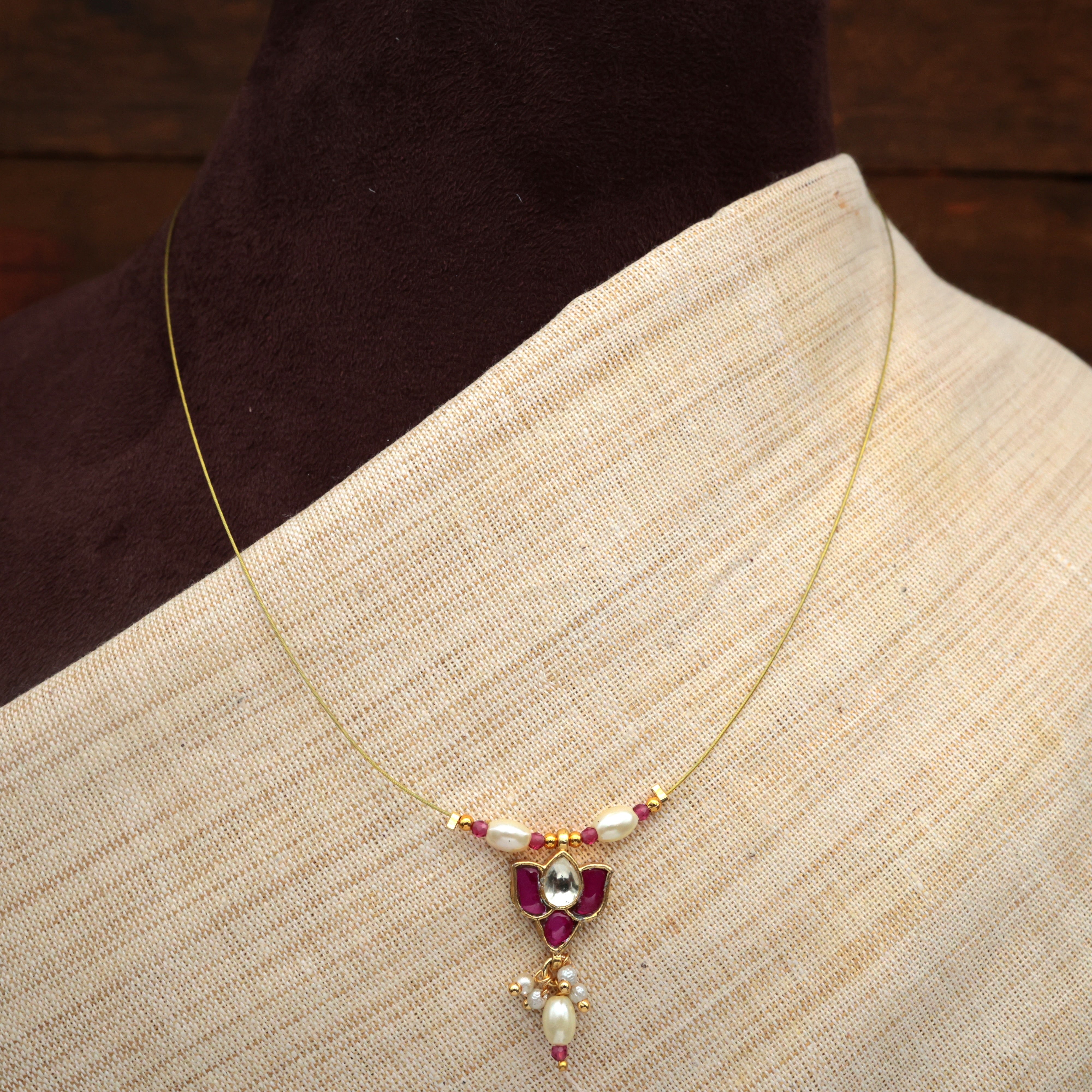 TAMARA - HANDMADE PREMIUM PACHI KUNDAN INVISIBLE NECKLACE (RUBY & WHITE)