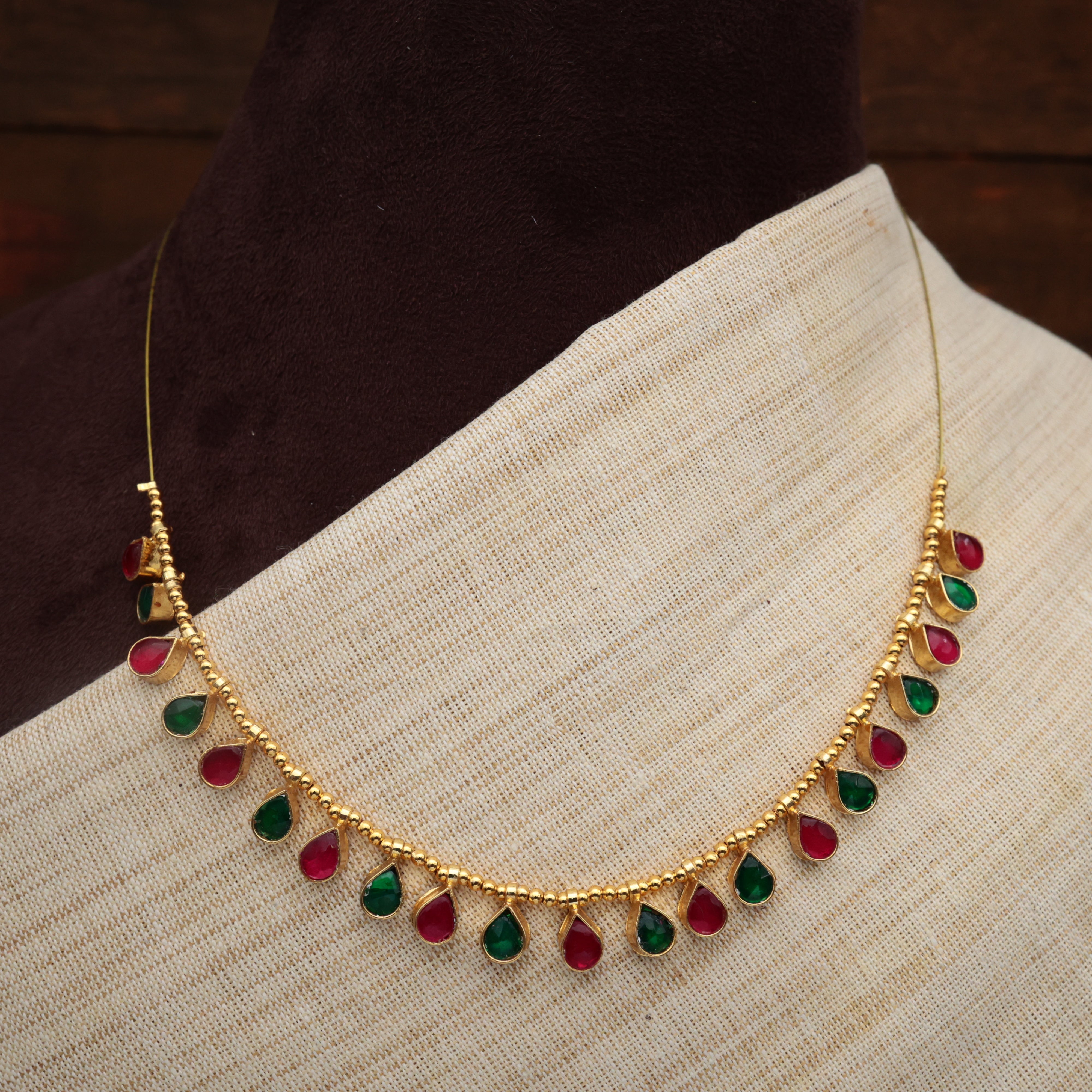 TILAK DROPS - HANDMADE PREMIUM PACHI KUNDAN INVISIBLE NECKLACE