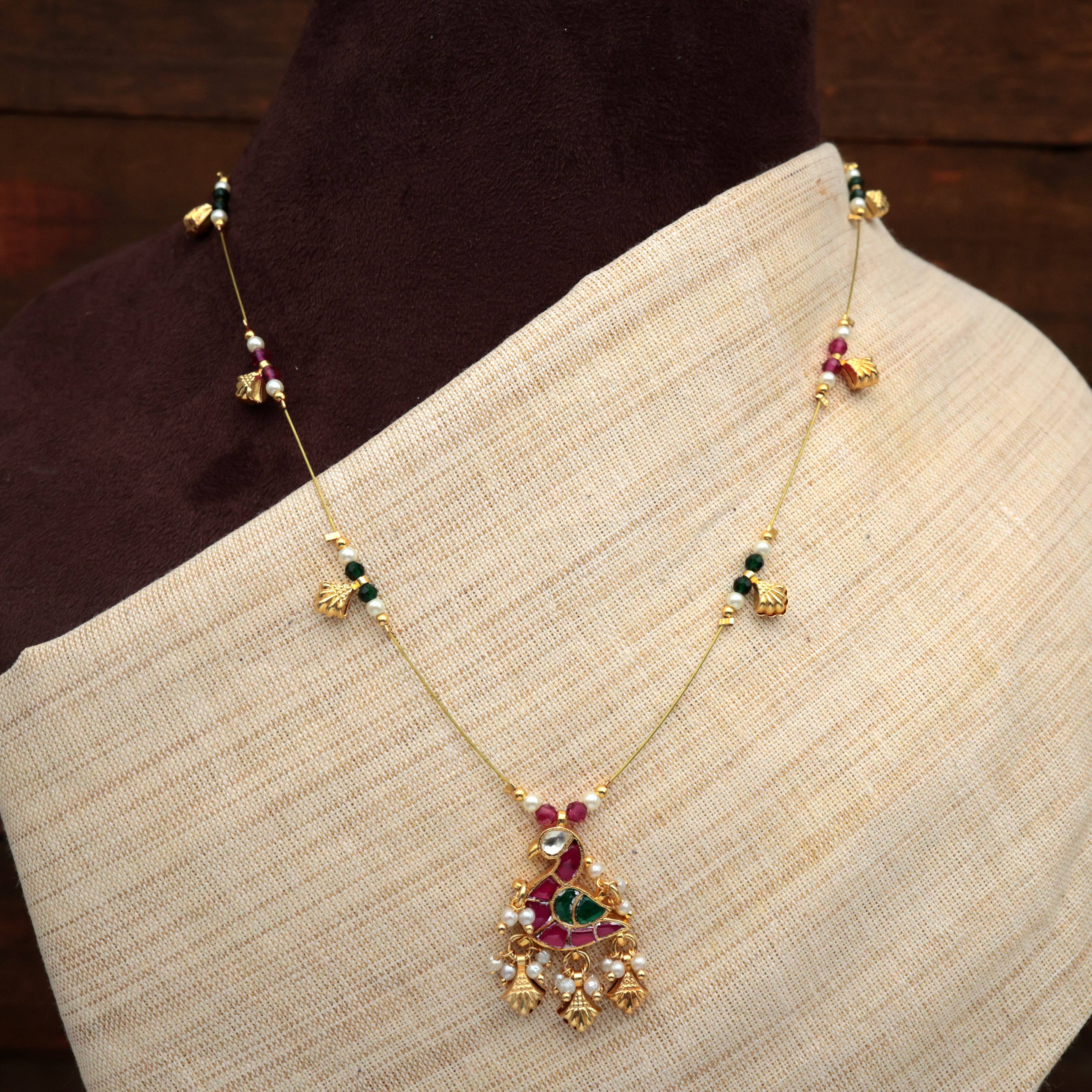 DUCK - HANDMADE PREMIUM PACHI KUNDAN INVISIBLE NECKLACE