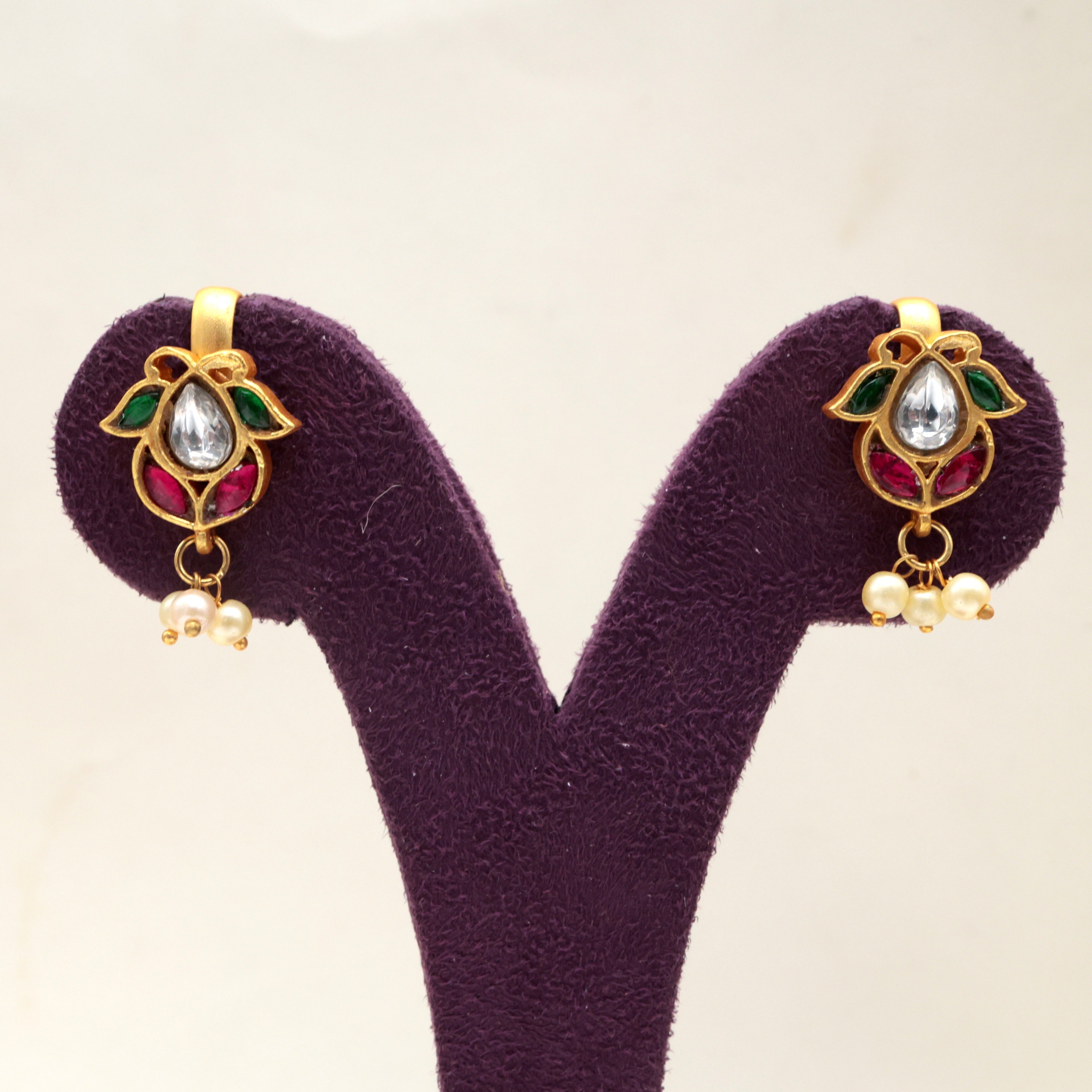 Premium Jadau Kundan Flower Press On Bugadi Earrings With Pearl Accents