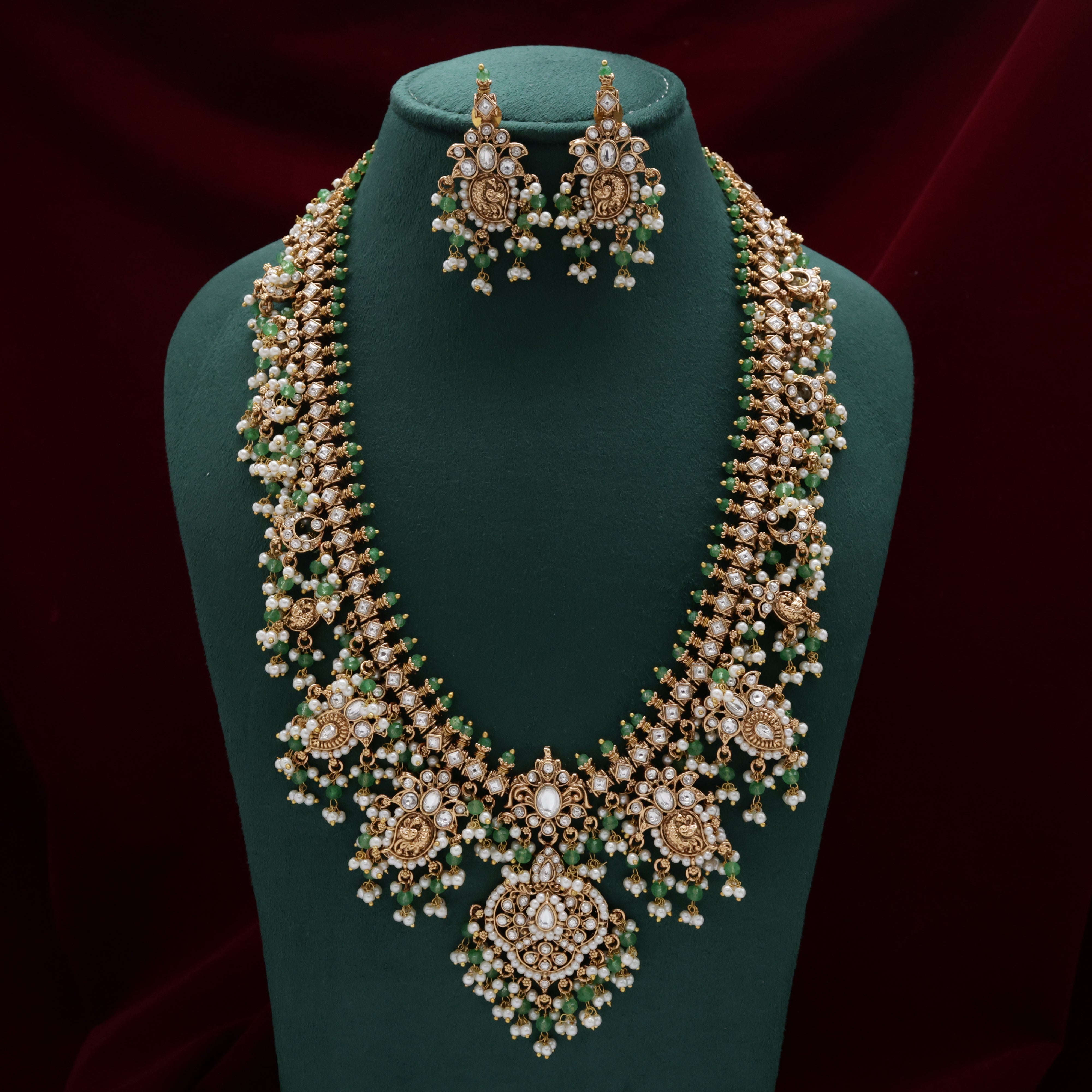 PREMIUM KEMP & KUNDAN STONES BRIDAL GUTTAPUSALU HAARAM SET - Diamond White