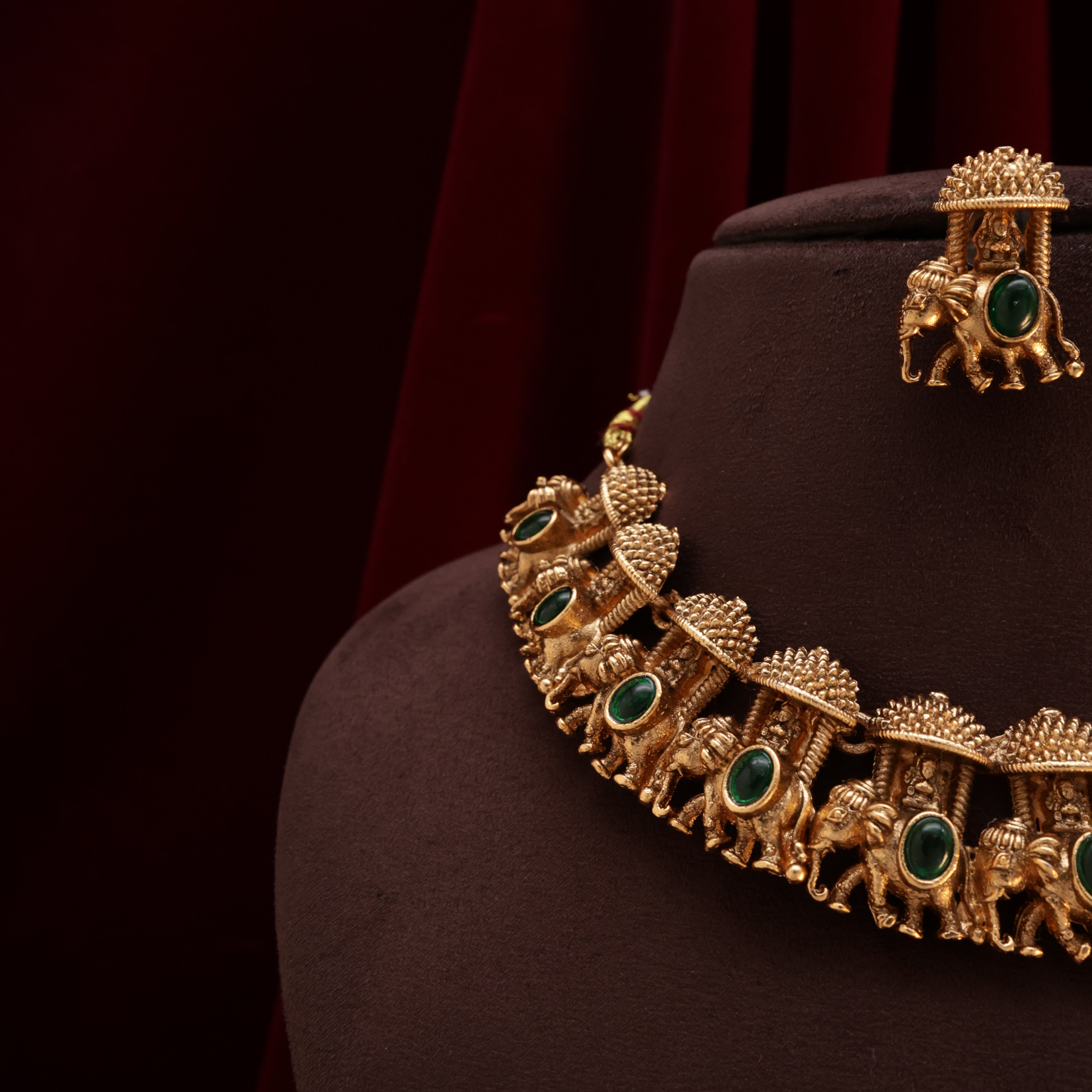 Antique Kemp Lakshmi Ambari Bridal Necklace Set
