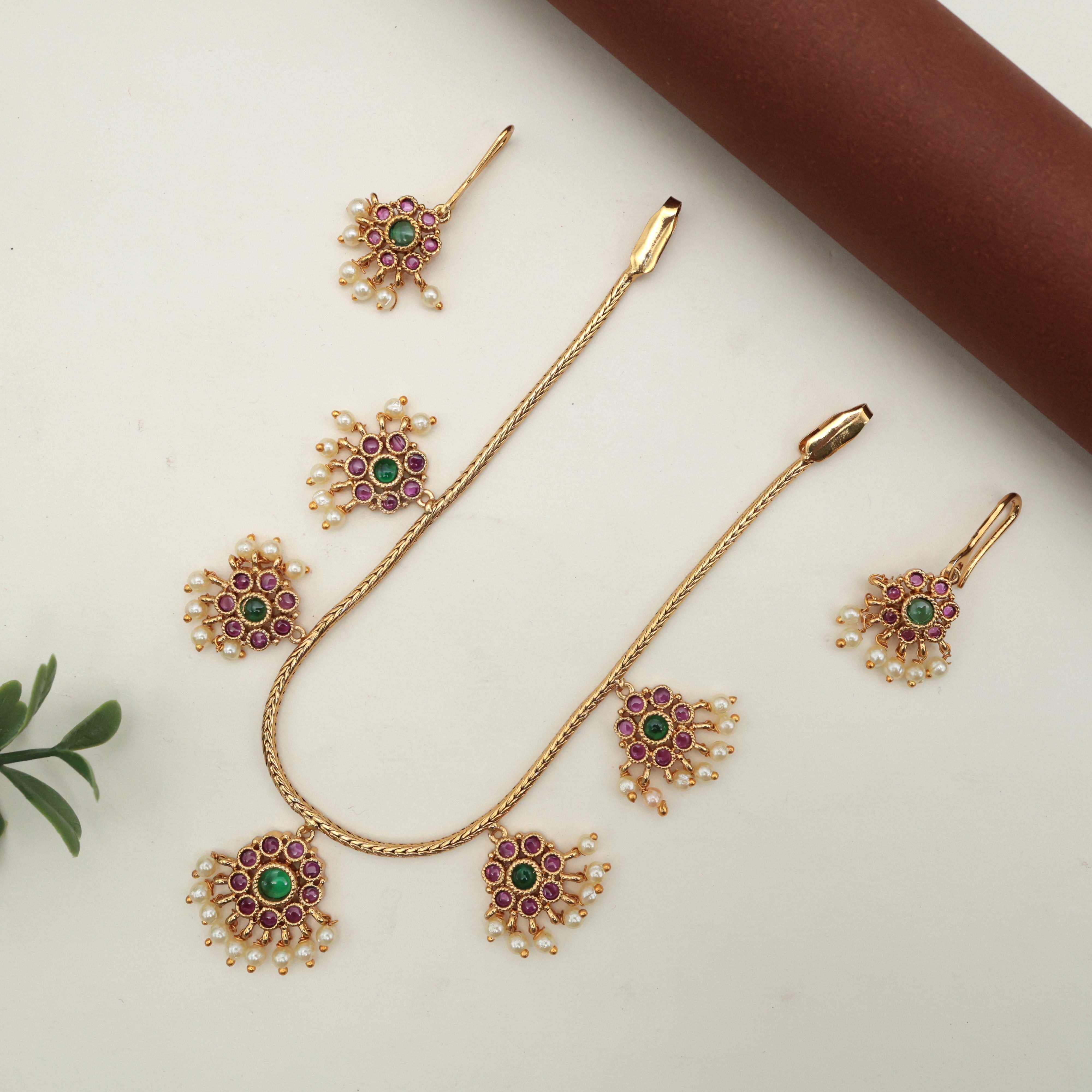 Lightweight 5 Kemp Flower Necklace Set