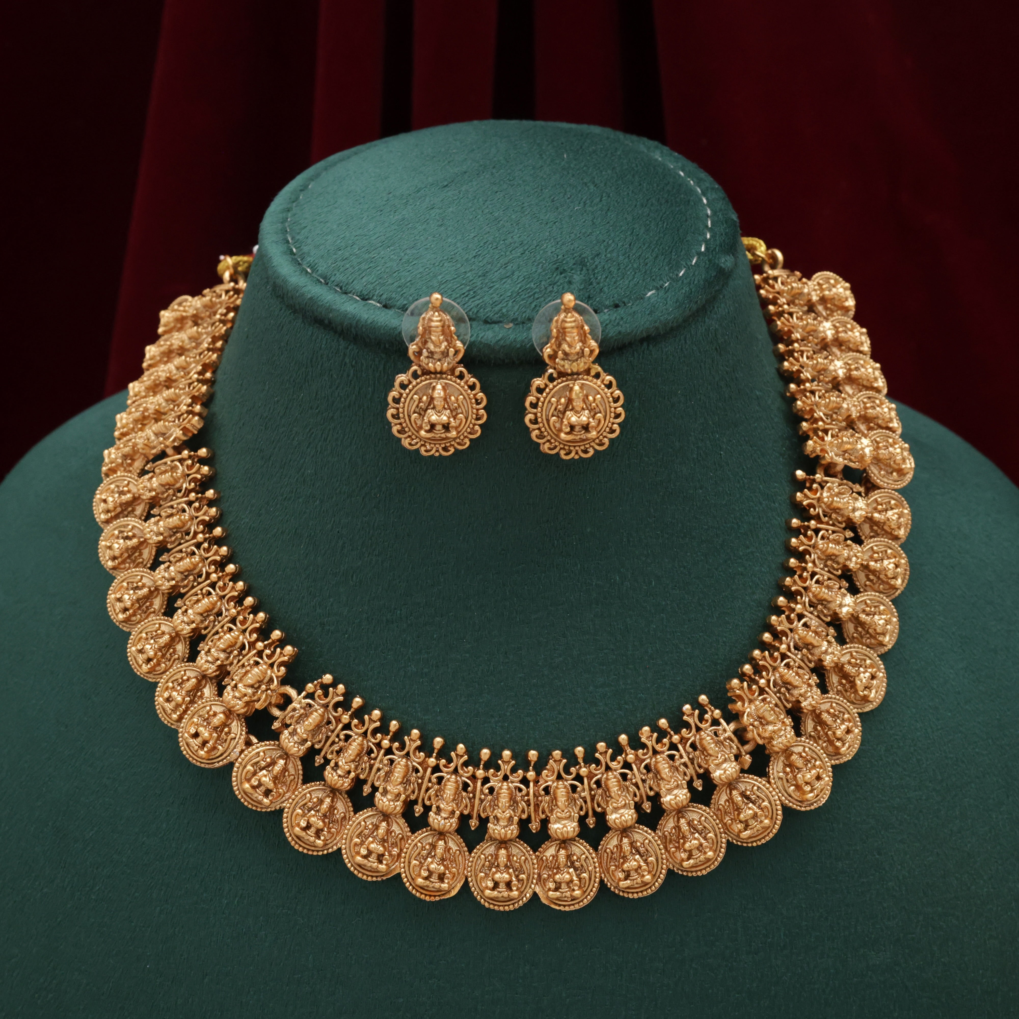 Gold Look Antique Lakshmi Coin Necklace Set