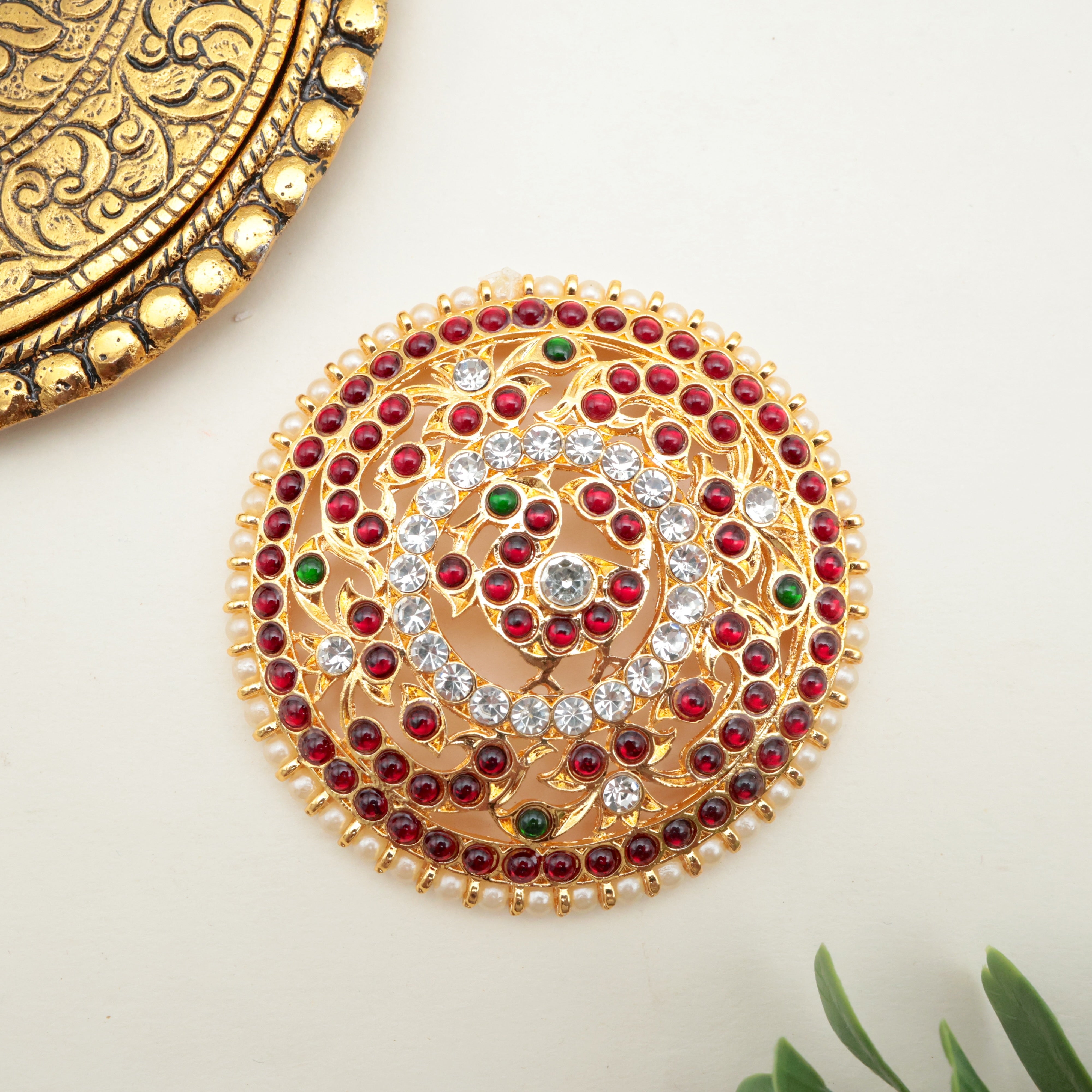 Traditional Temple Gold Polish Annam Kemp AD Rakodi