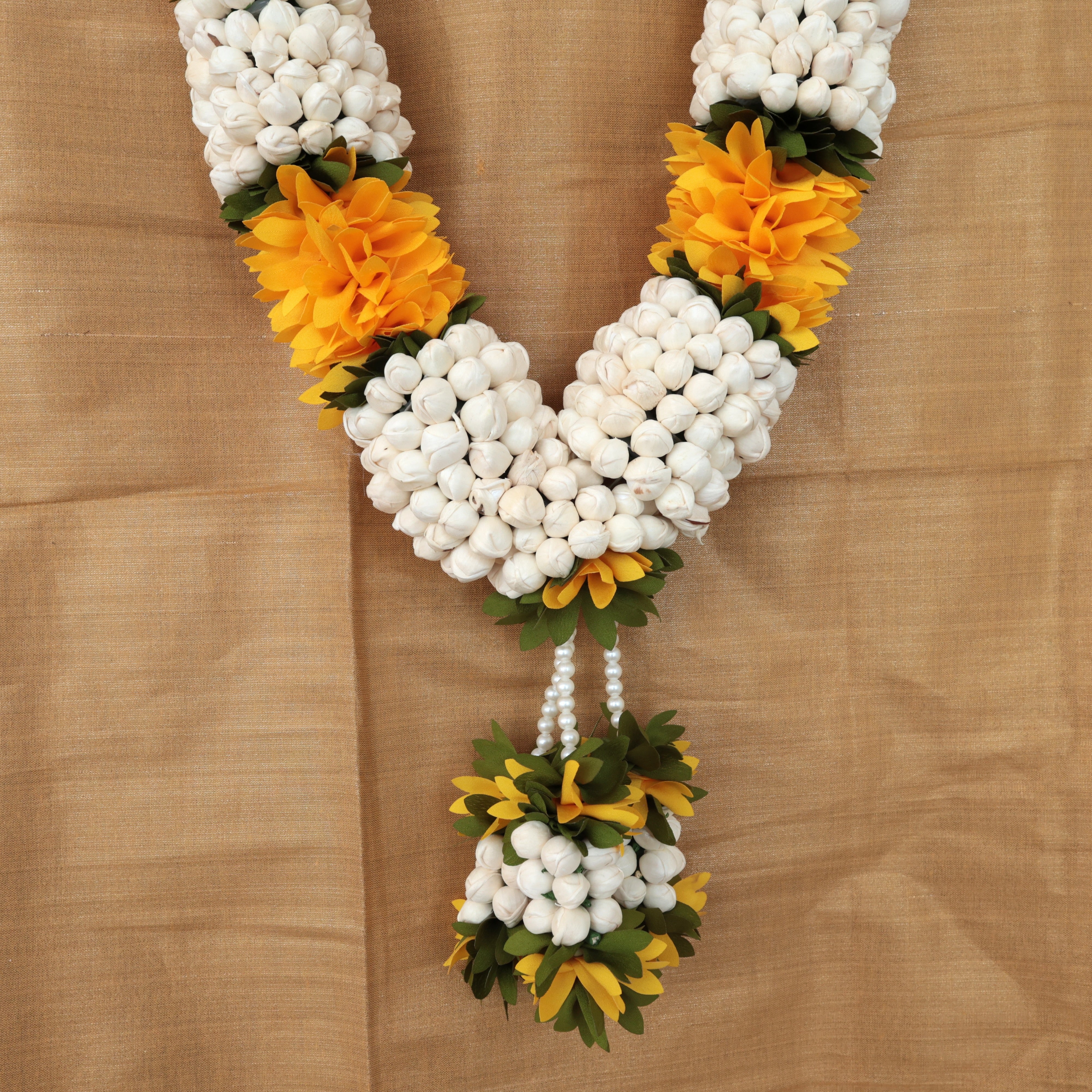 Reusable Malli Pichi Maalai/Garland - 1 Feet Garland - Mango Yellow & White