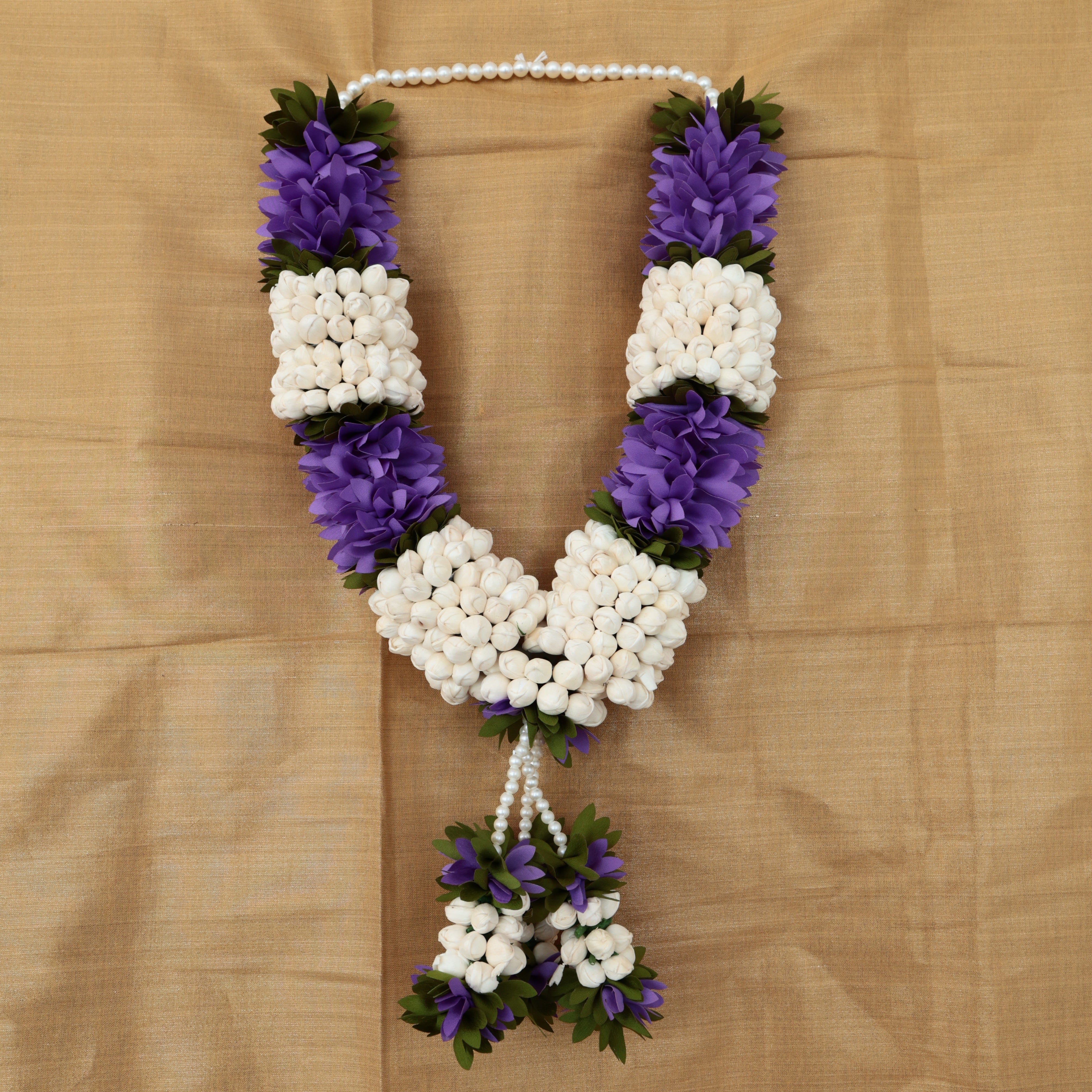 Reusable Malli Pichi Maalai/Garland - 1 Feet Garland - Violet & White