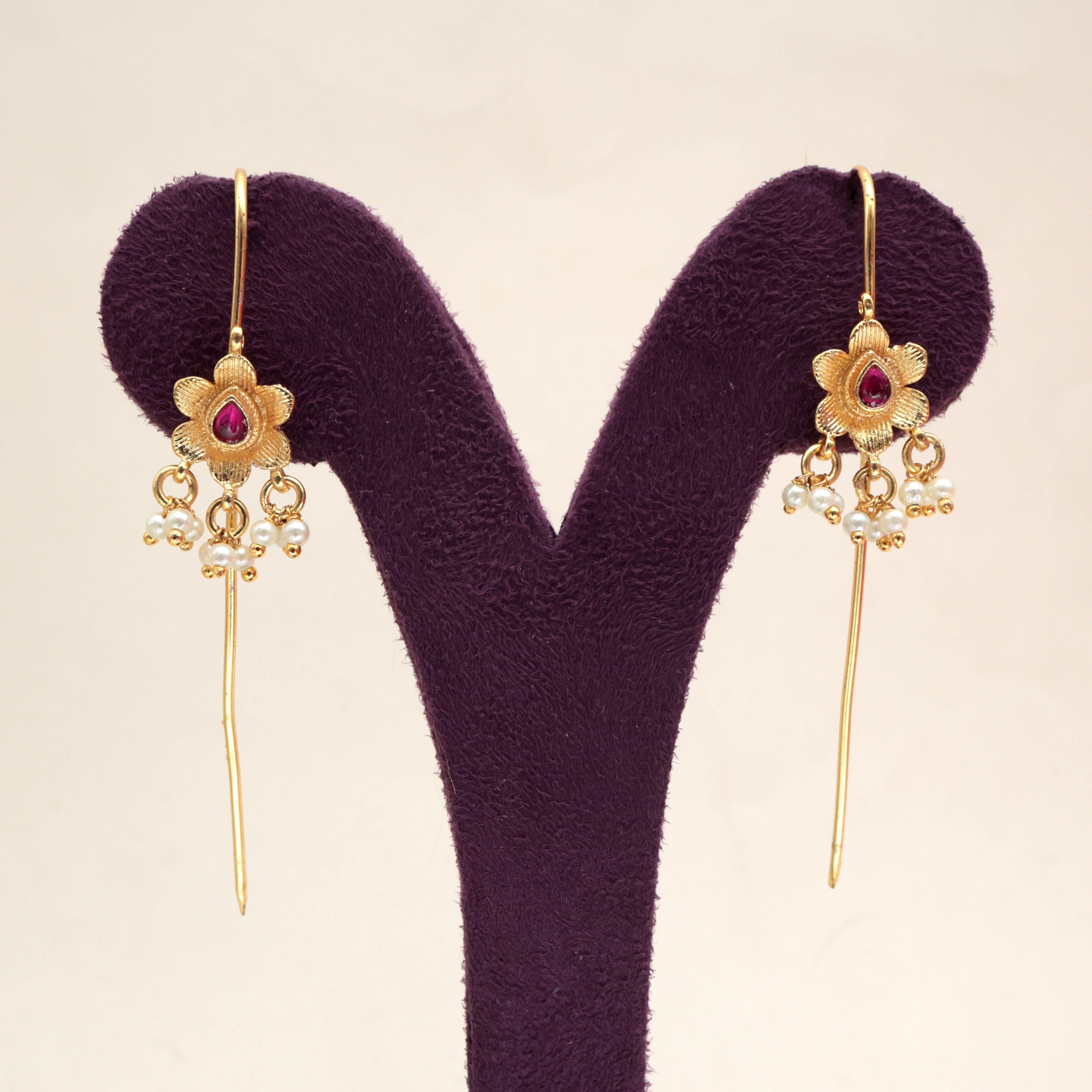 PREMIUM PACHI KUNDAN FLOWER STONE NEEDLE EARCUFF EARRINGS - RUBY