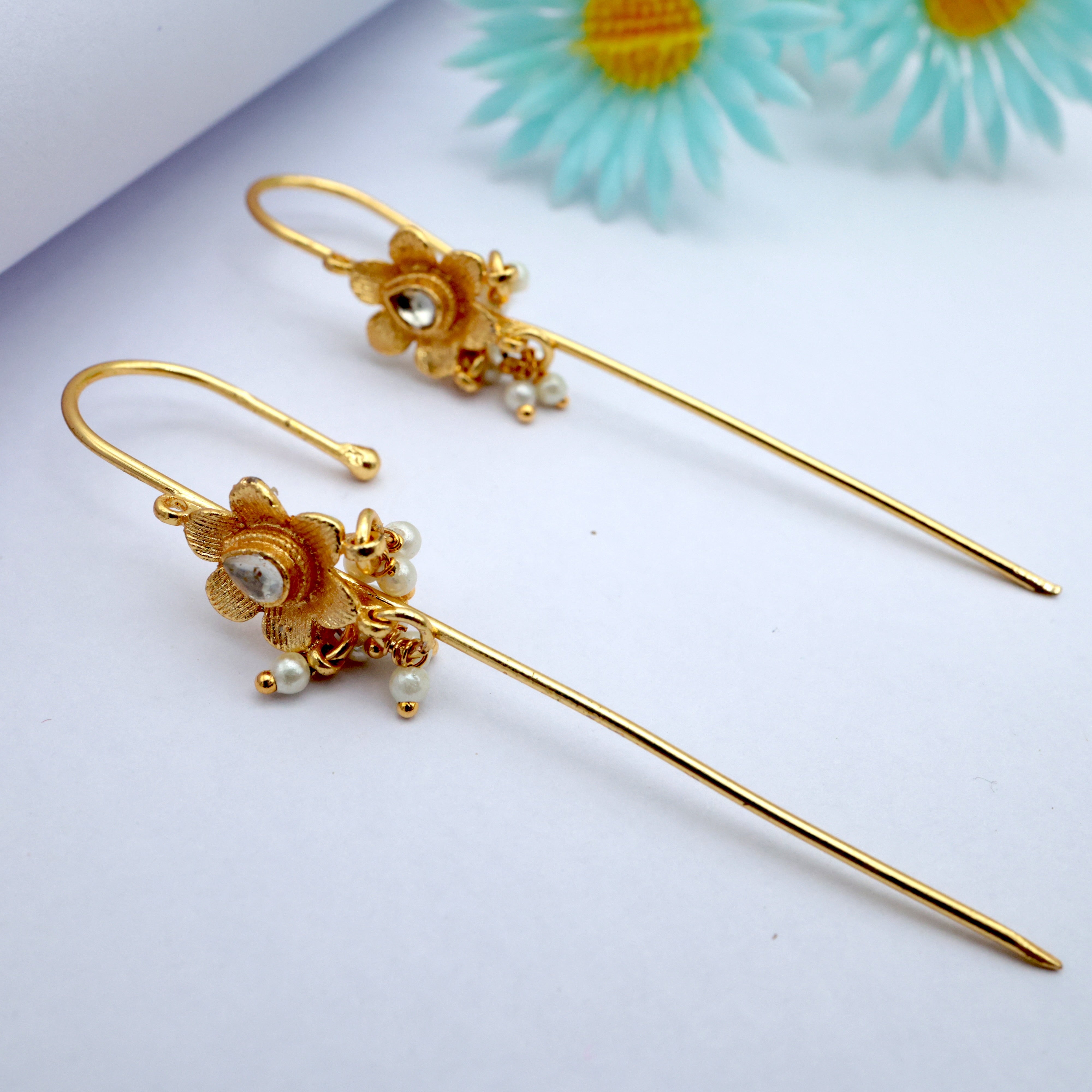 PREMIUM PACHI KUNDAN FLOWER STONE NEEDLE EARCUFF EARRINGS - WHITE