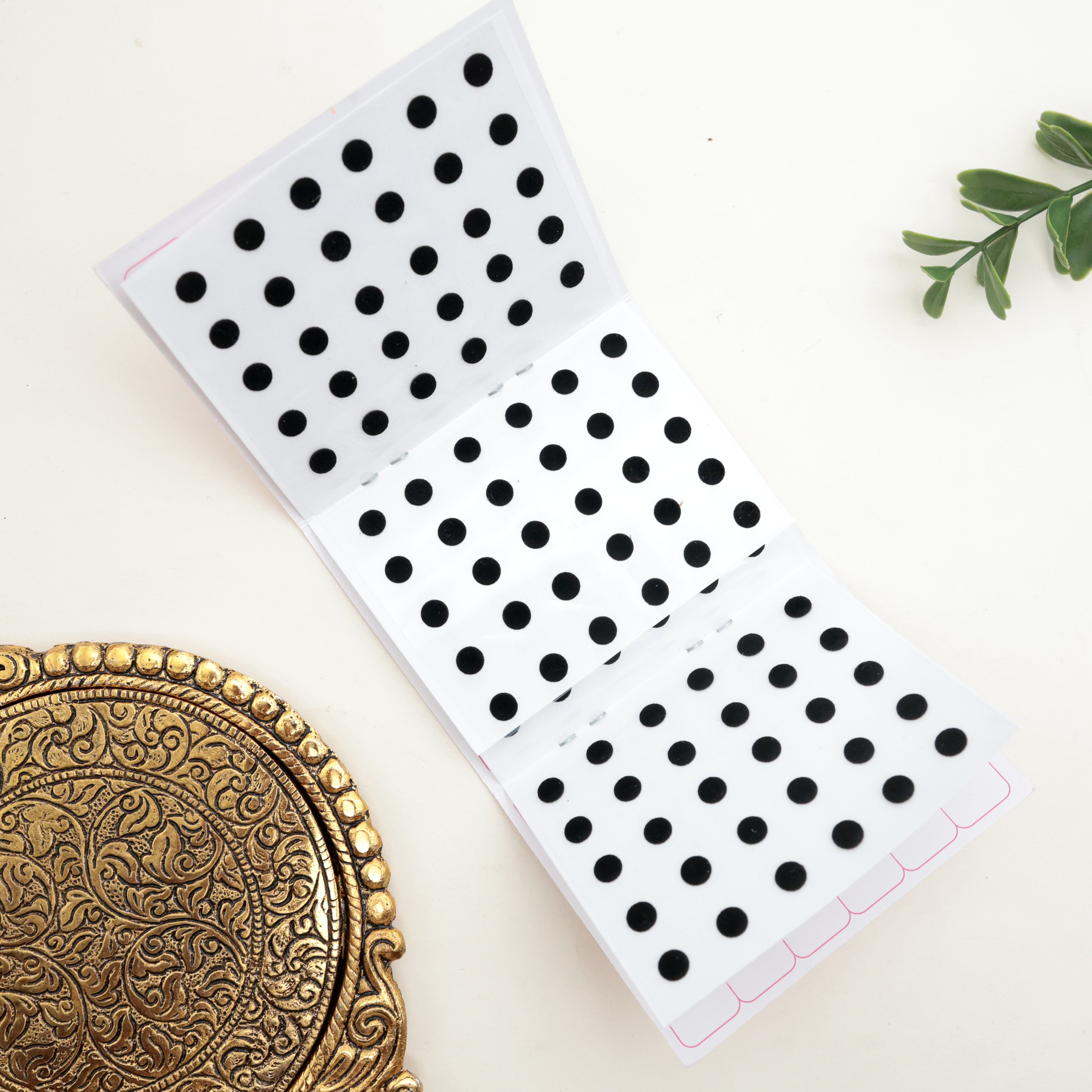 PLAIN ROUND BLACK BINDI SHEETS - SIZE: 6MM - PACK OF 12