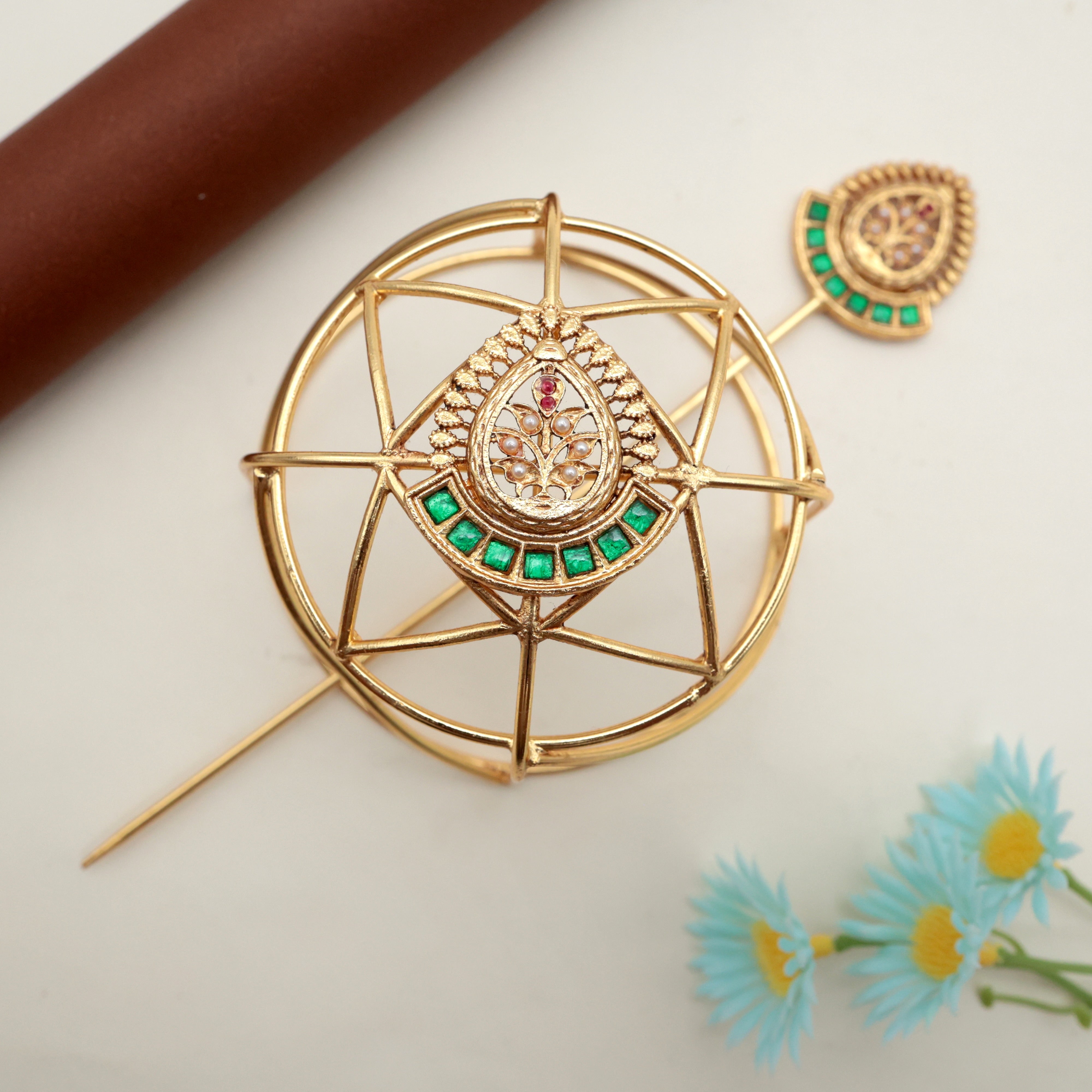 PREMIUM JADAU KUNDAN MUGHAL FLOWER HAIR BUN HOLDER CAGE WITH JUDA STICK - EMERALD