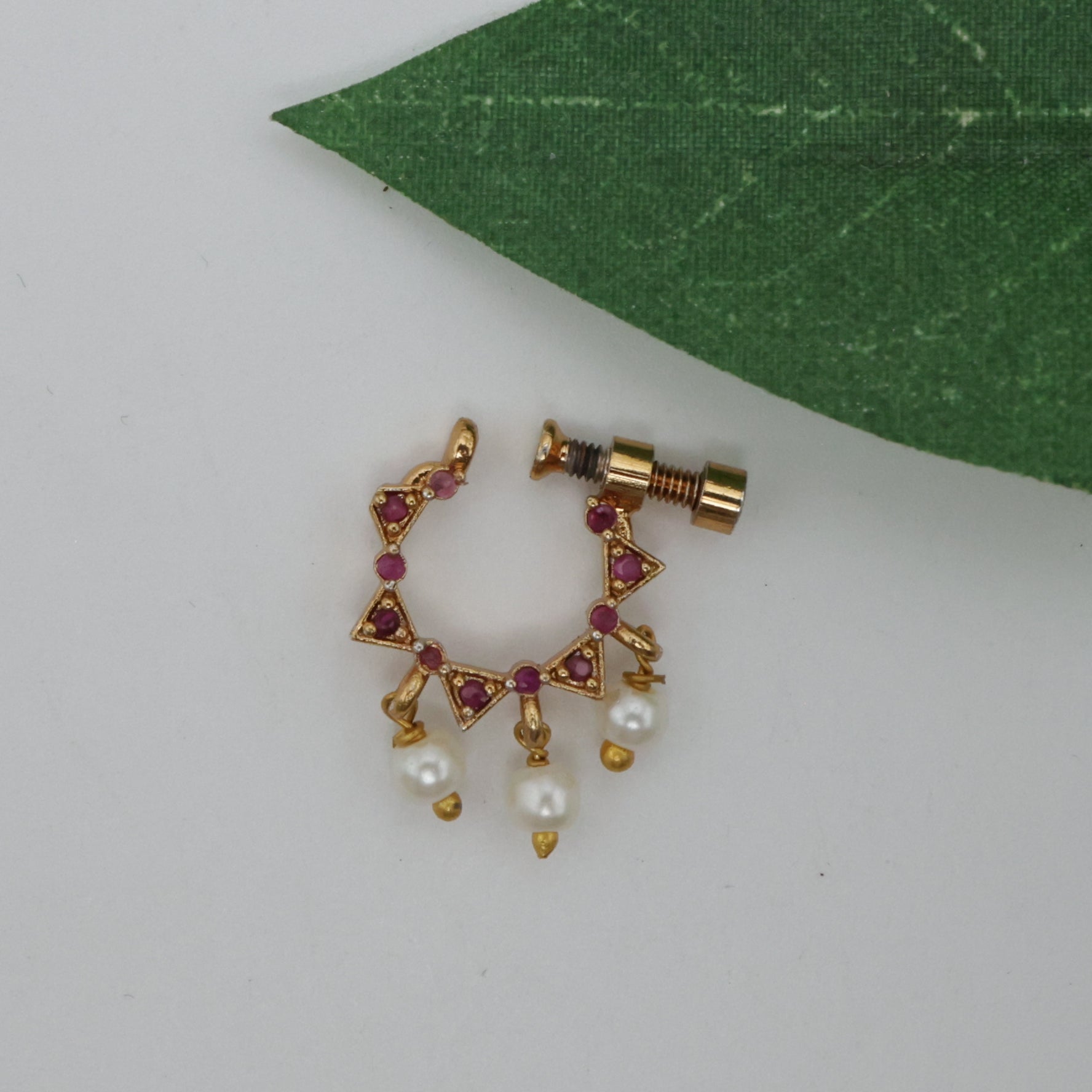 AD Antique Bridal No Pierce Nath/Nose Pin - Ruby