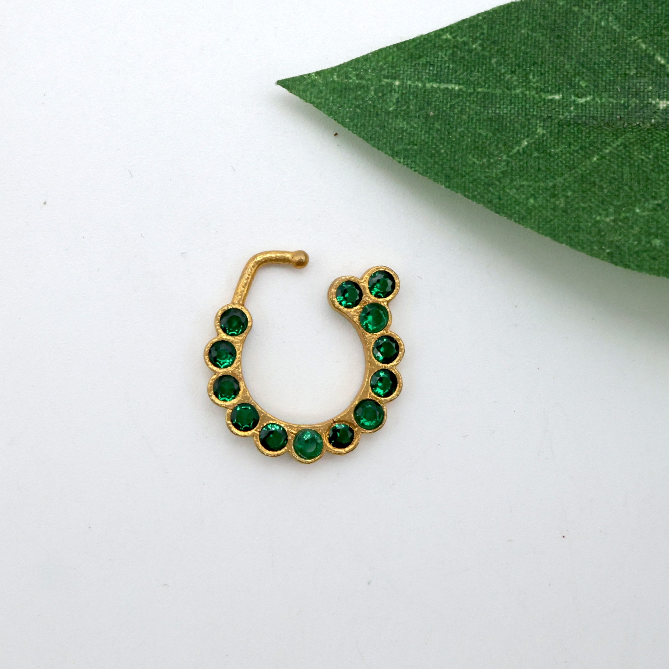 Gold Tone Traditional Kemp Nath - Green