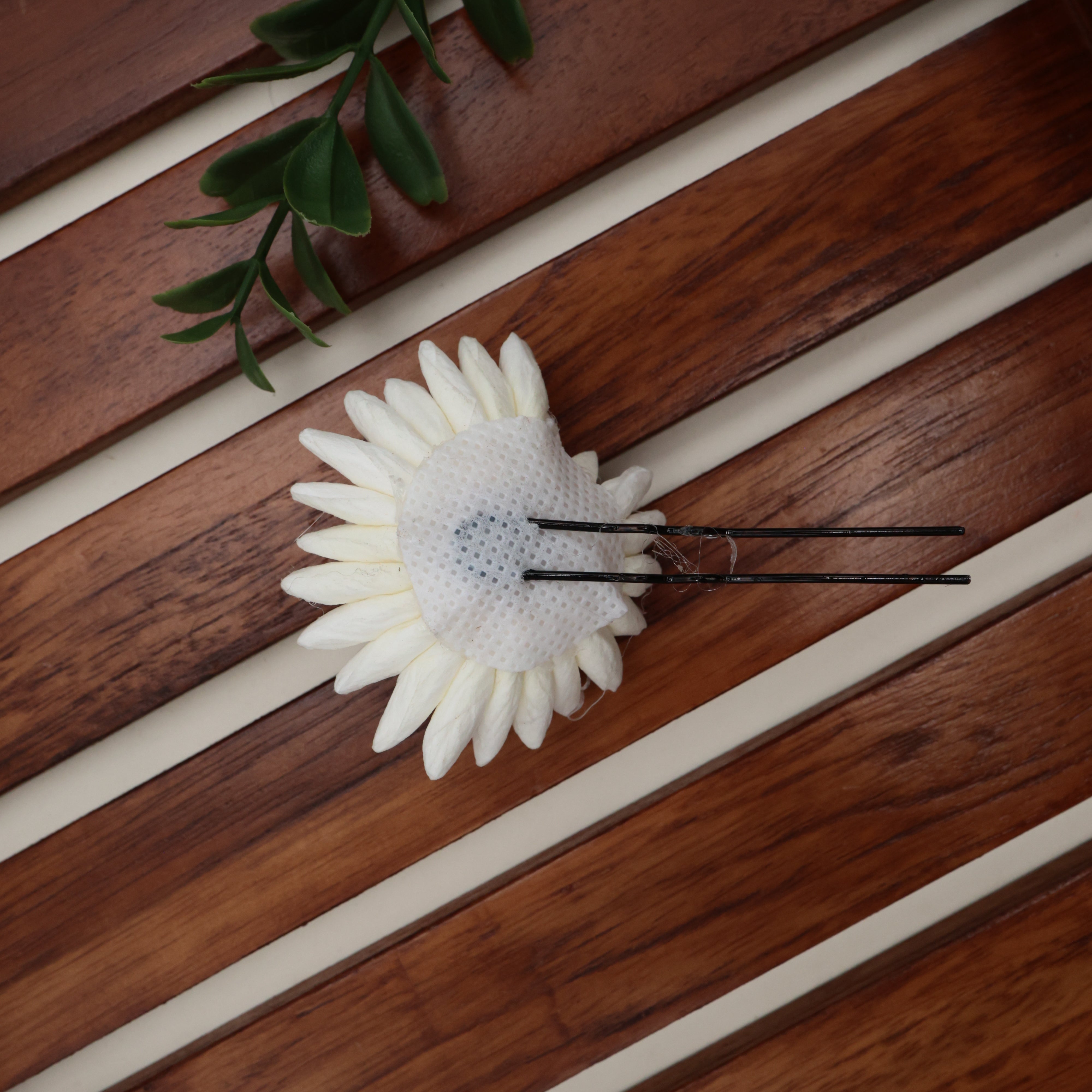 REAL LOOK MULLA POO U PIN - HAIR PINS FOR WOMEN & KIDS