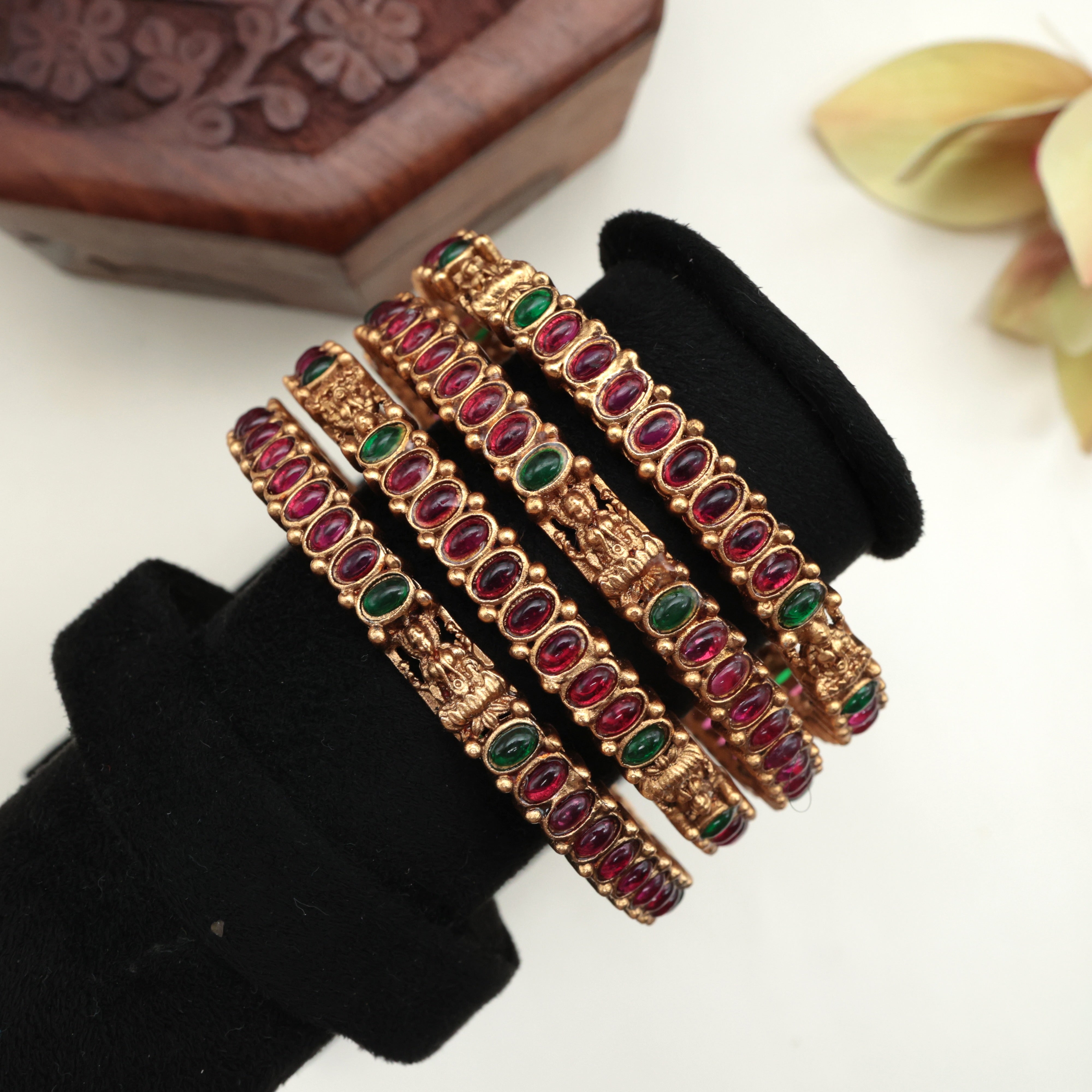 Antique Gold Lakshmi Kemp Set of 4 Bangles