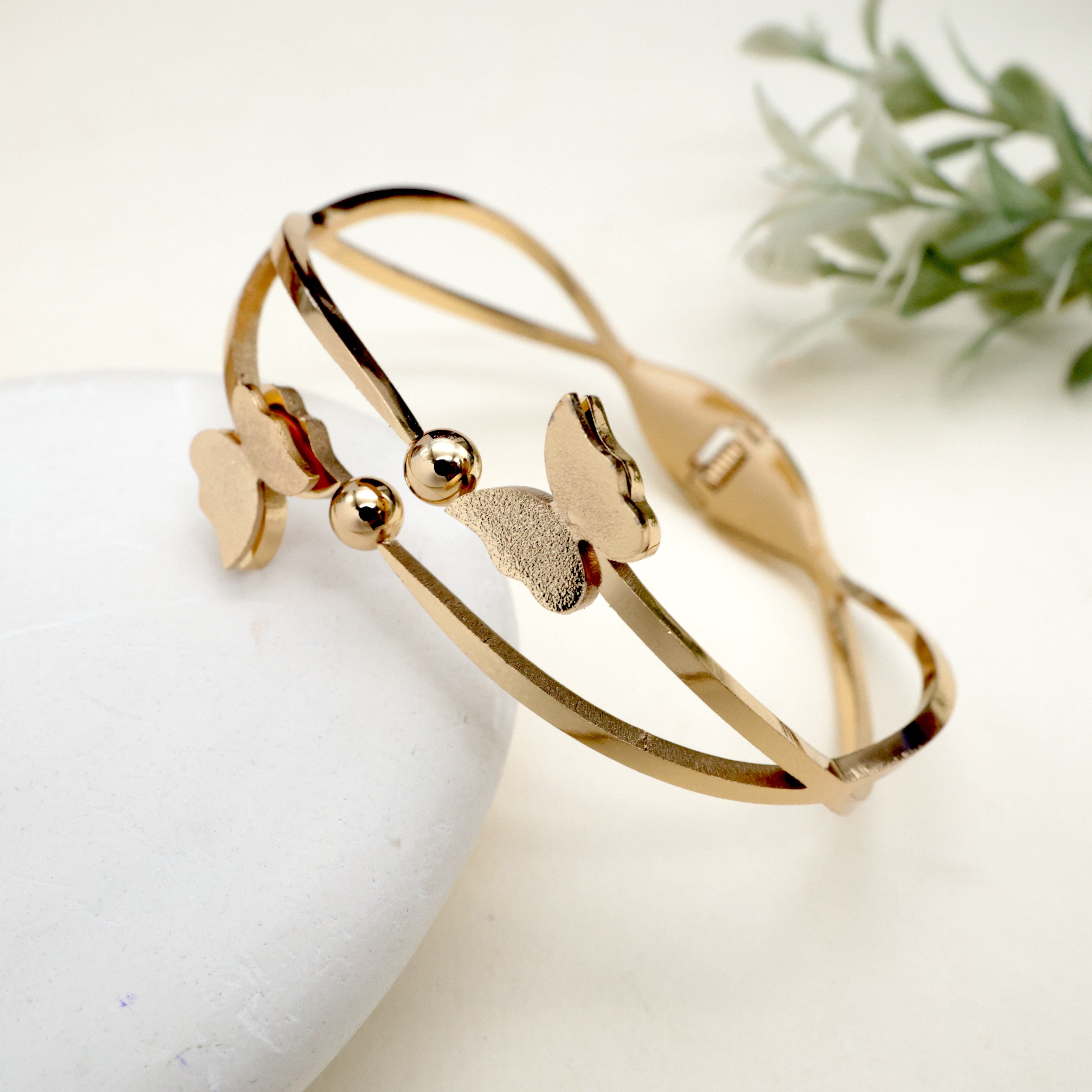 GOLD TONE ANTI TARNISH BRACELET FOR WOMEN - DOUBLE BUTTERFLIES