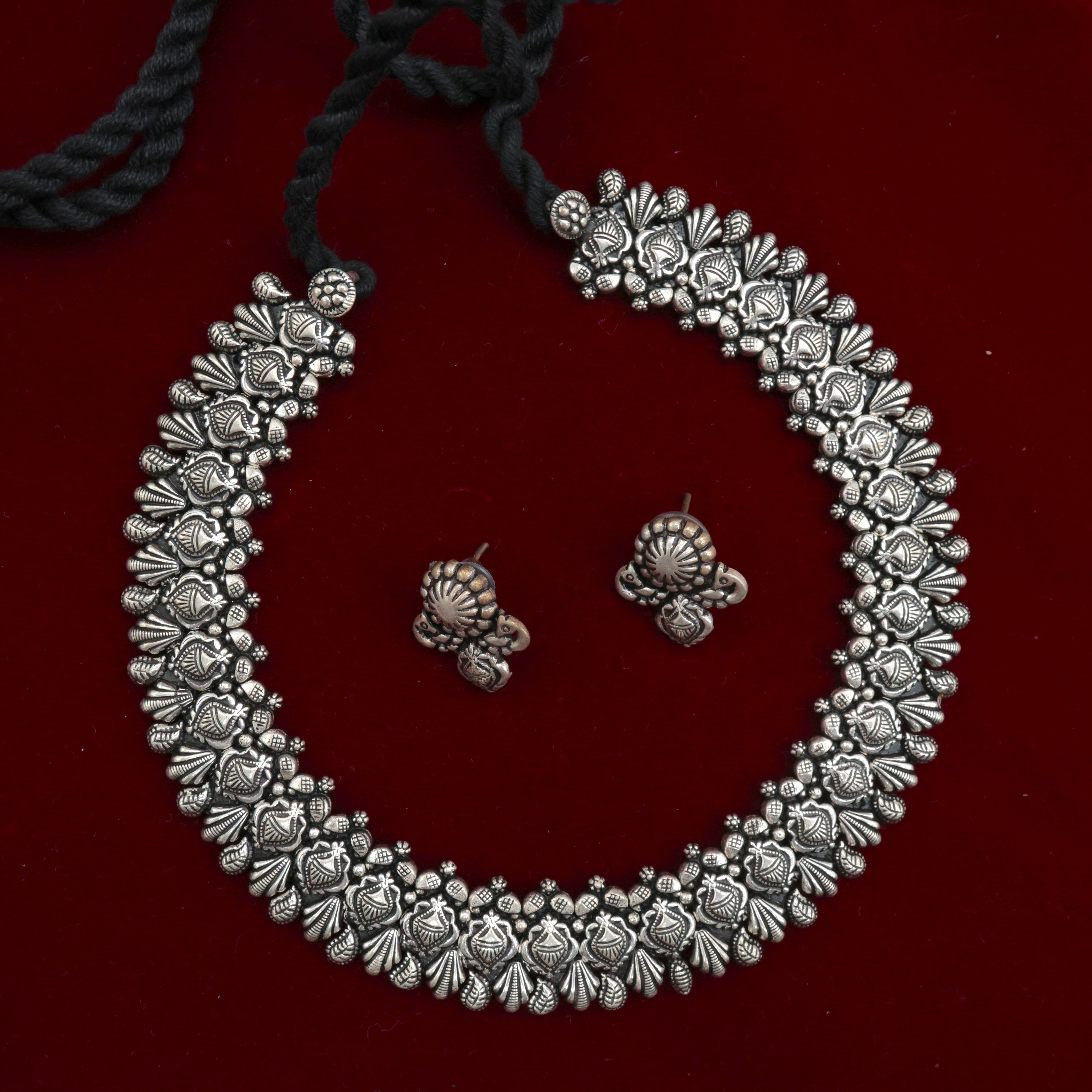 SILVER LOOK OXIDISED BLOSSOMS KOLHAPURI NECKLACE SET
