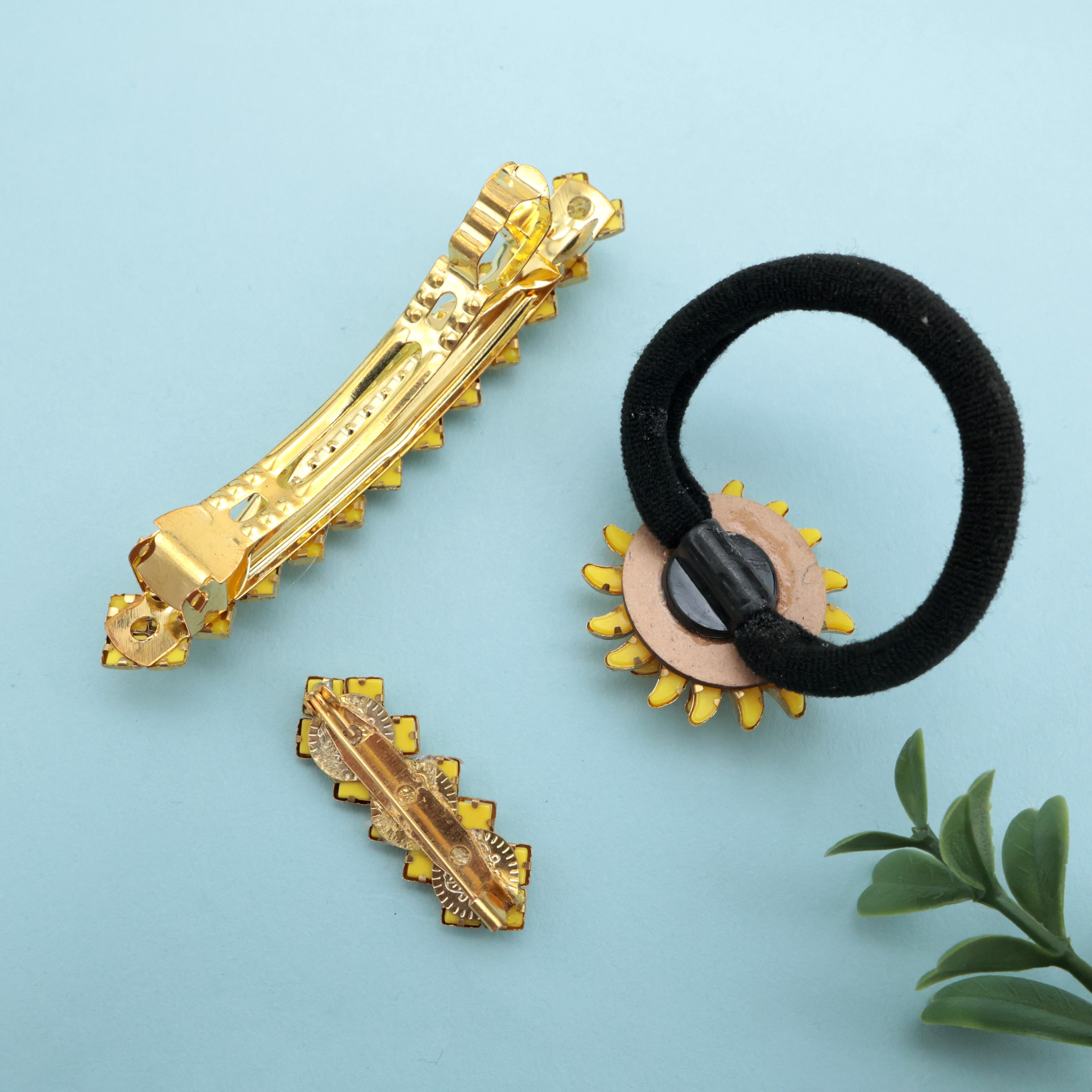 NAVARATHRI ACCESSORY COMBO (YELLOW) - BEST RETURN GIFT OPTION FOR WOMEN