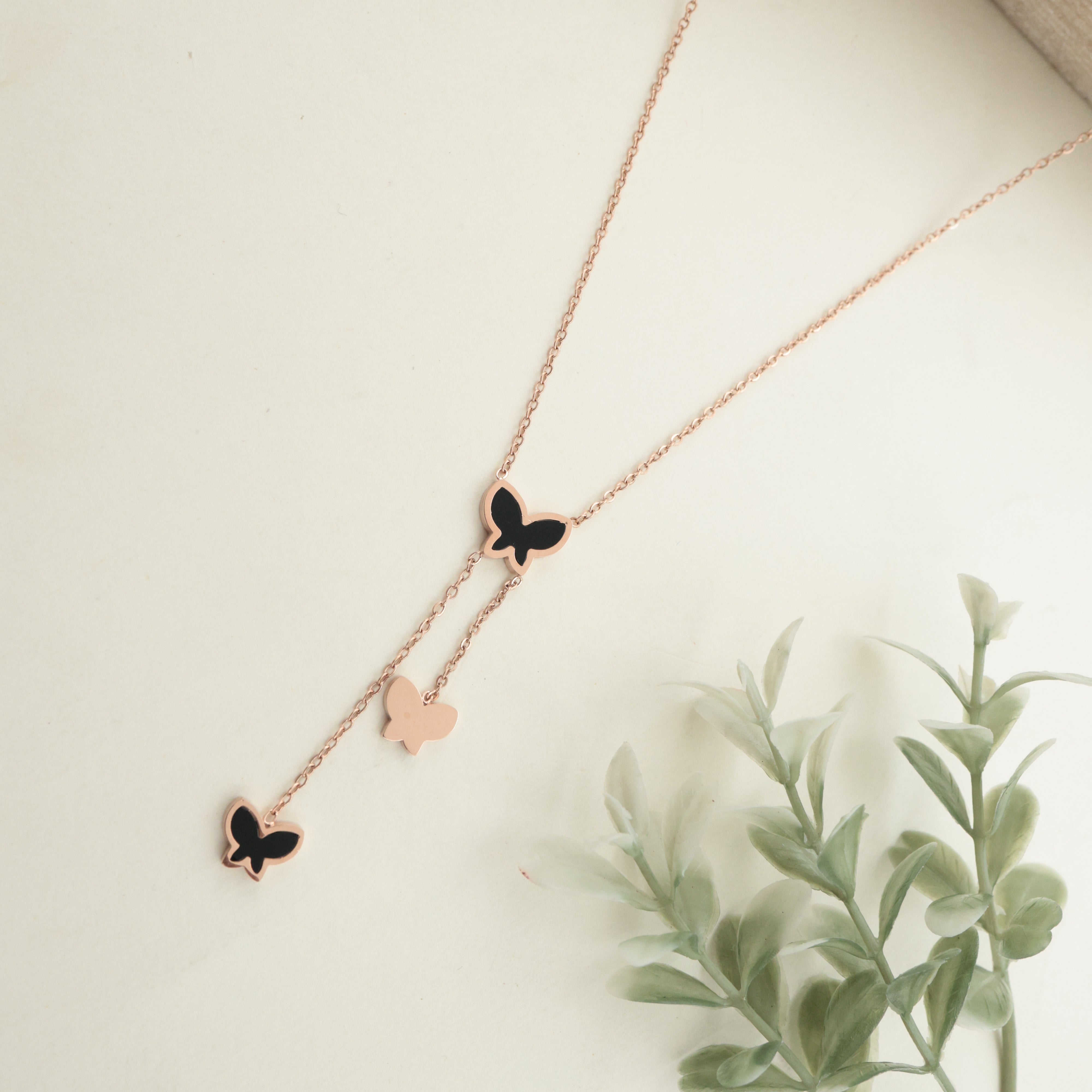 ROSE GOLD TONE ANTI TARNISH SHORT CHAIN - BLACK BUTTERFLIES