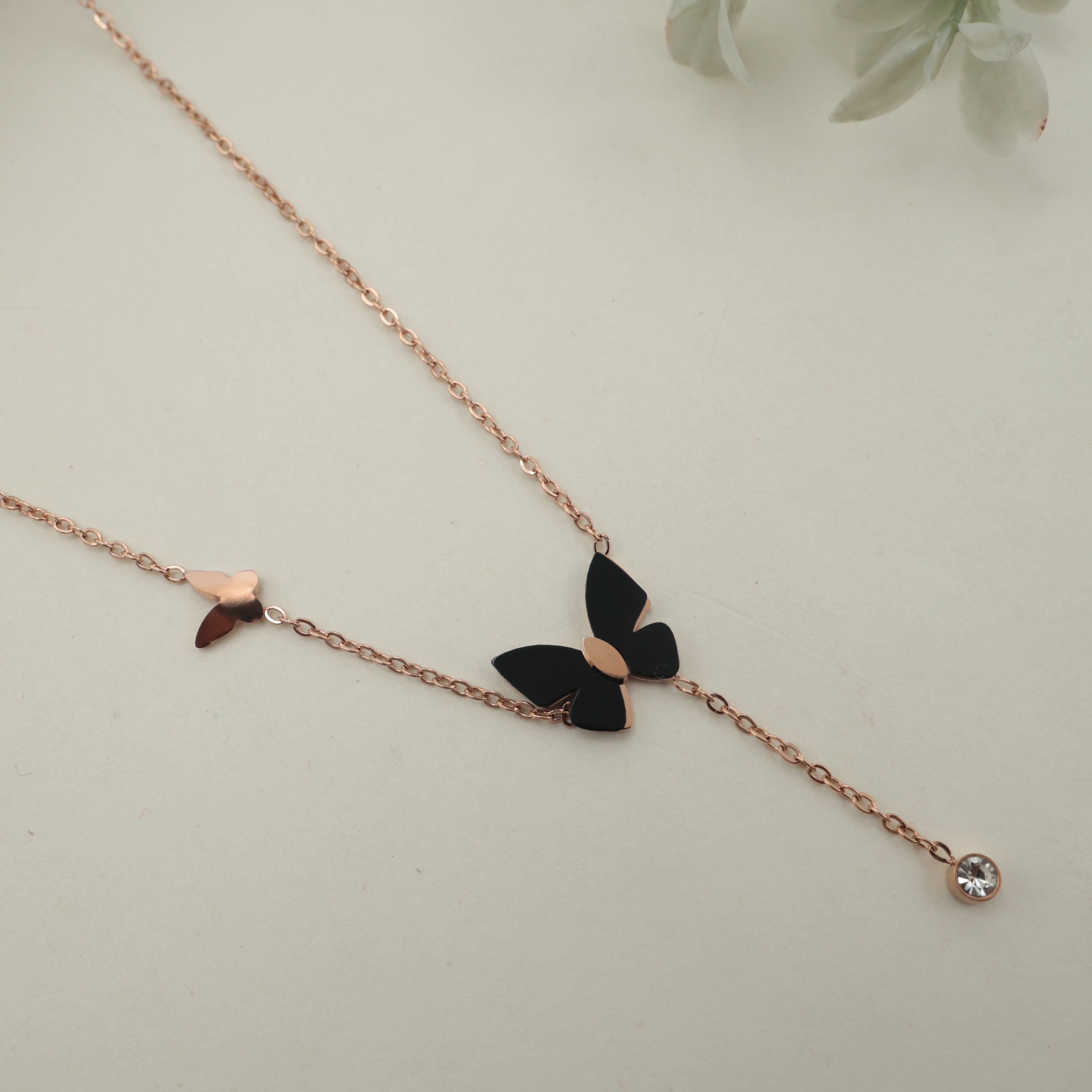 ROSE GOLD TONE ANTI TARNISH SHORT CHAIN - BLACK GOLD BUTTERFLIES