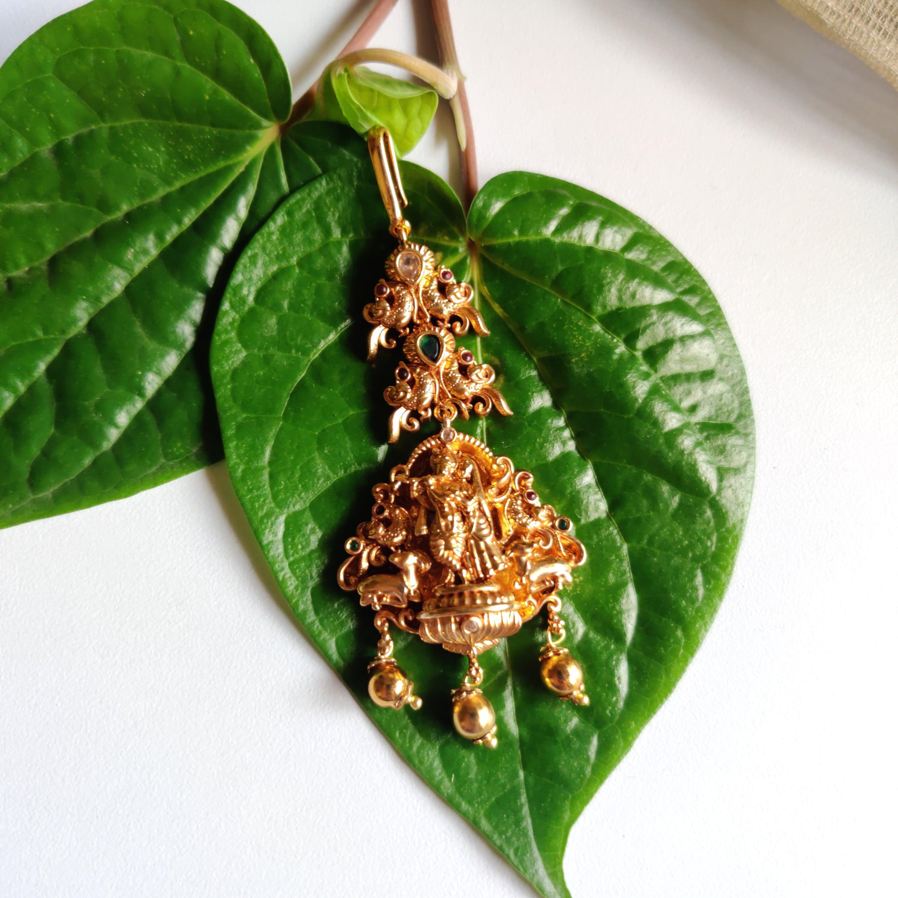 Gold Look Radhe Krishna Nagas Nethi Chutti - Happy Pique