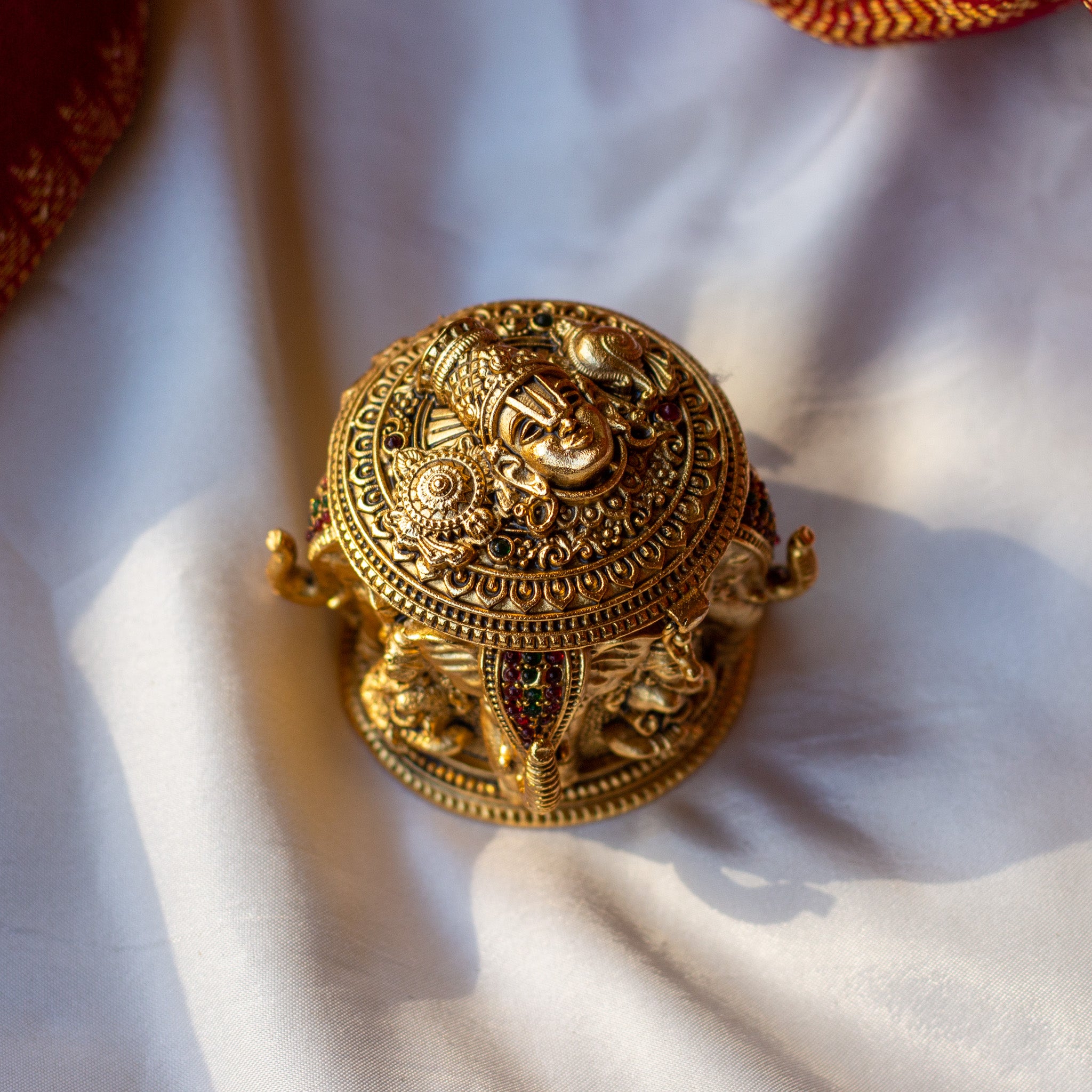 Antique Gold Venkateshwara Nakshi Design Kum Kum Box