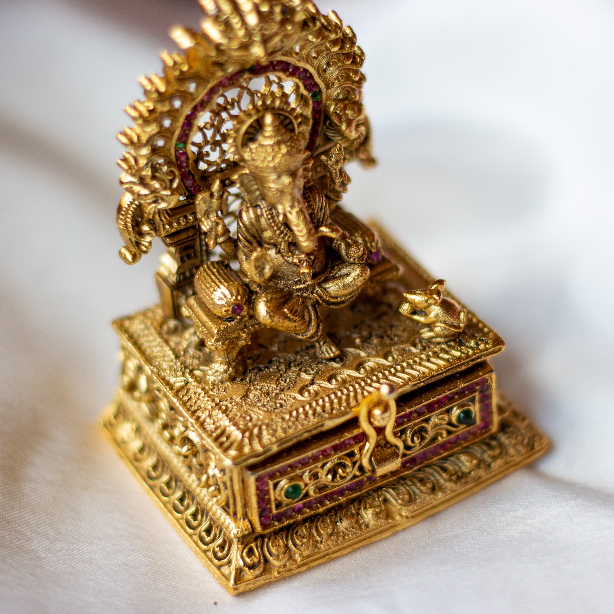 Antique Gold Ganesha Nakshi Design Kum Kum Box
