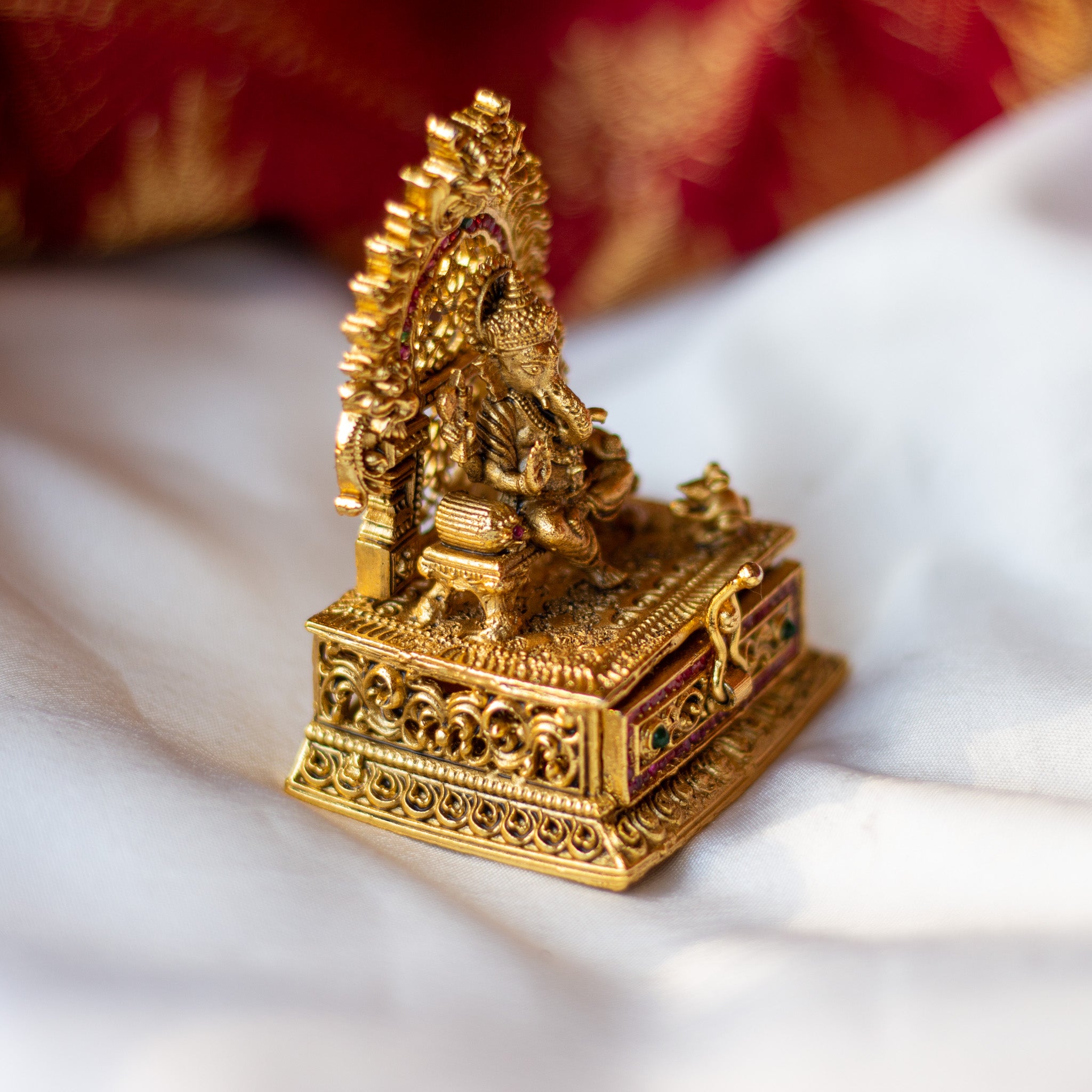 Antique Gold Ganesha Nakshi Design Kum Kum Box