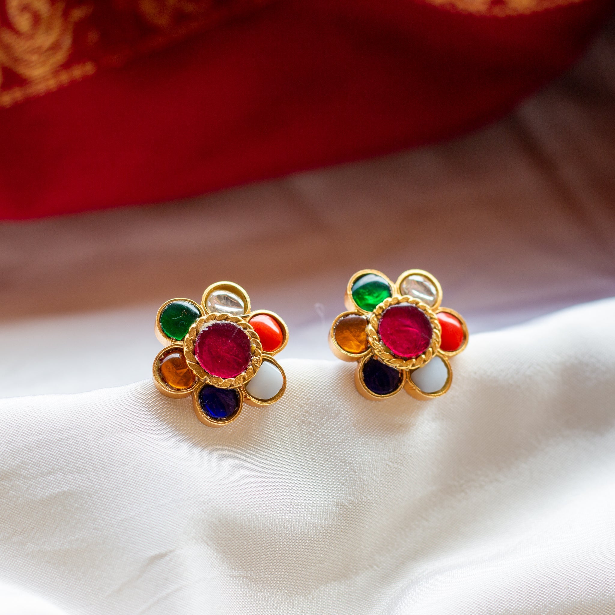 Pure Silver Seven Stone Flower Jadau Kundan Studs