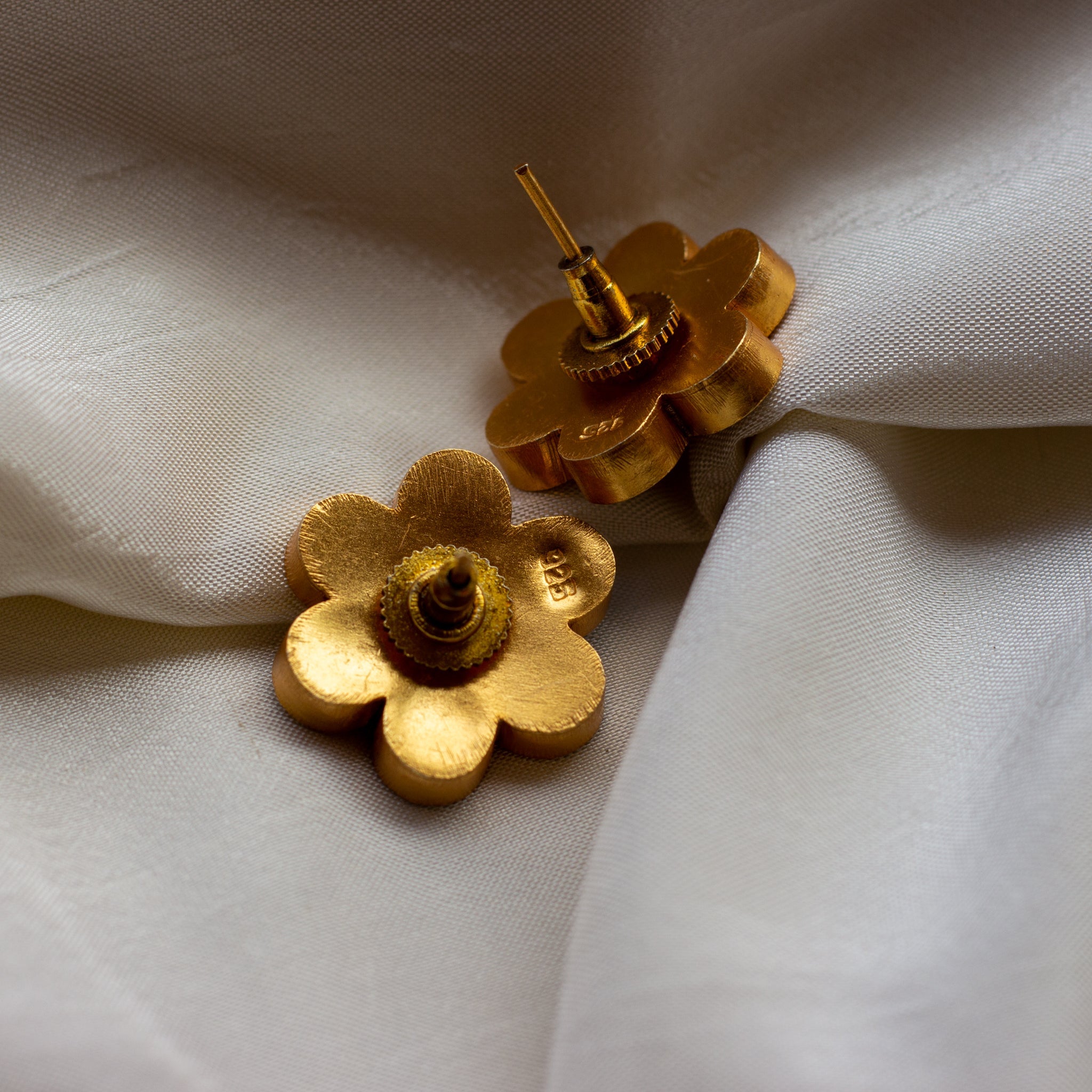 Pure Silver Seven Stone Flower Jadau Kundan Studs