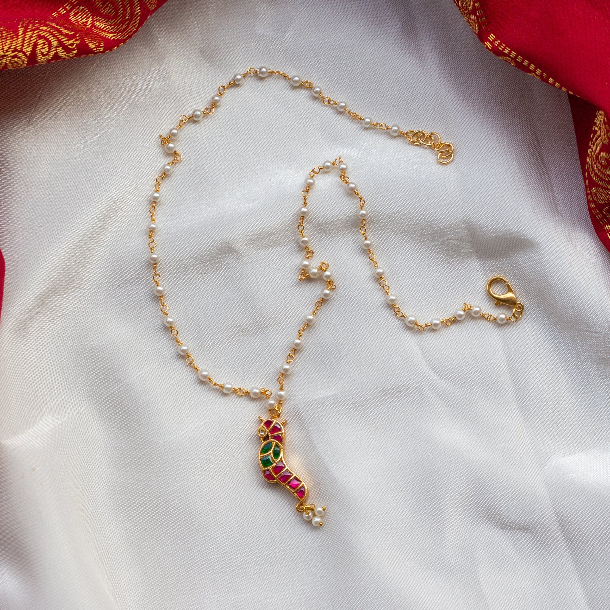 Kids friendly Handmade Peacock Jadau Kundan Short Pearl Mala