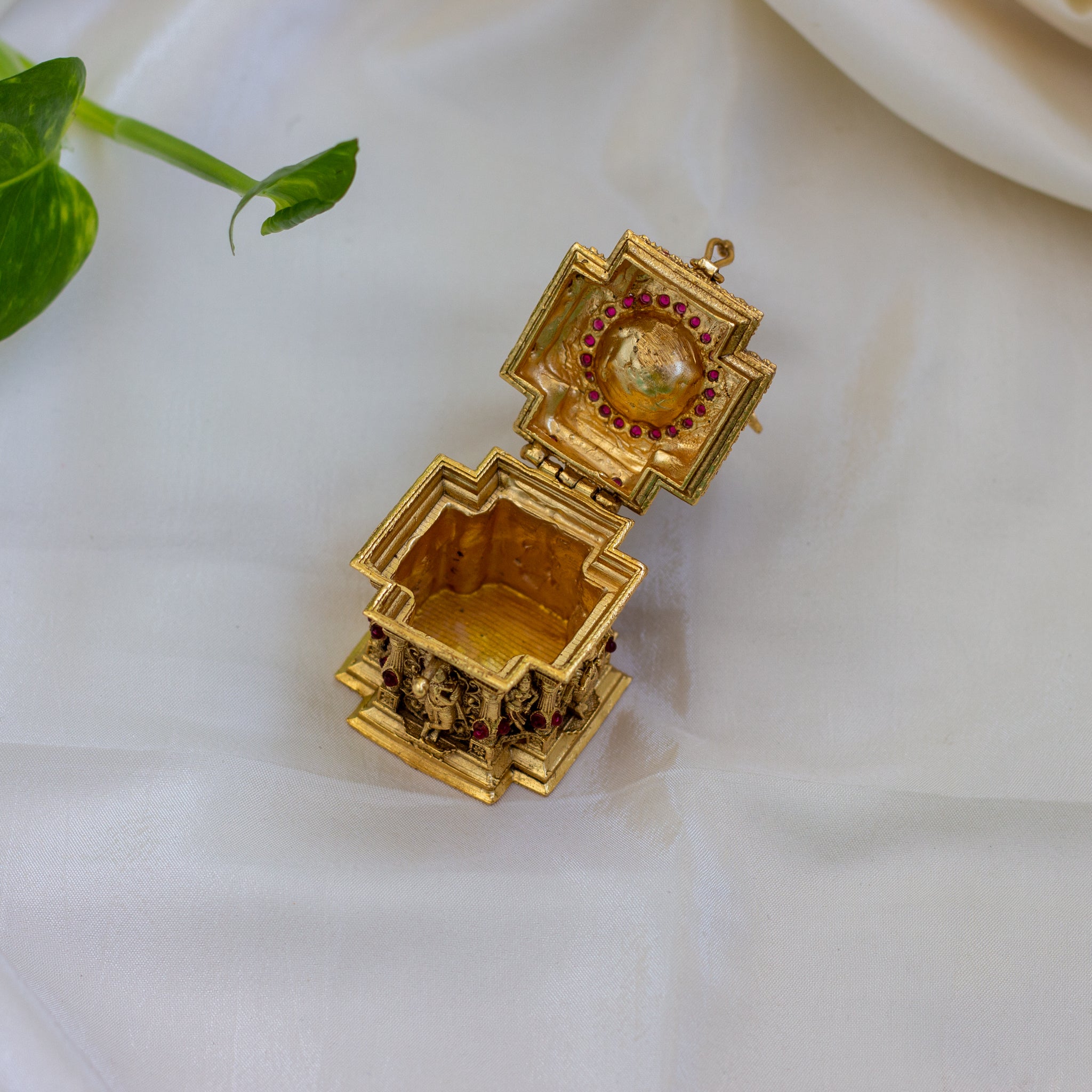 Antique Gold Krishna Tulsi Nakshi Design Deep Kum Kum Box