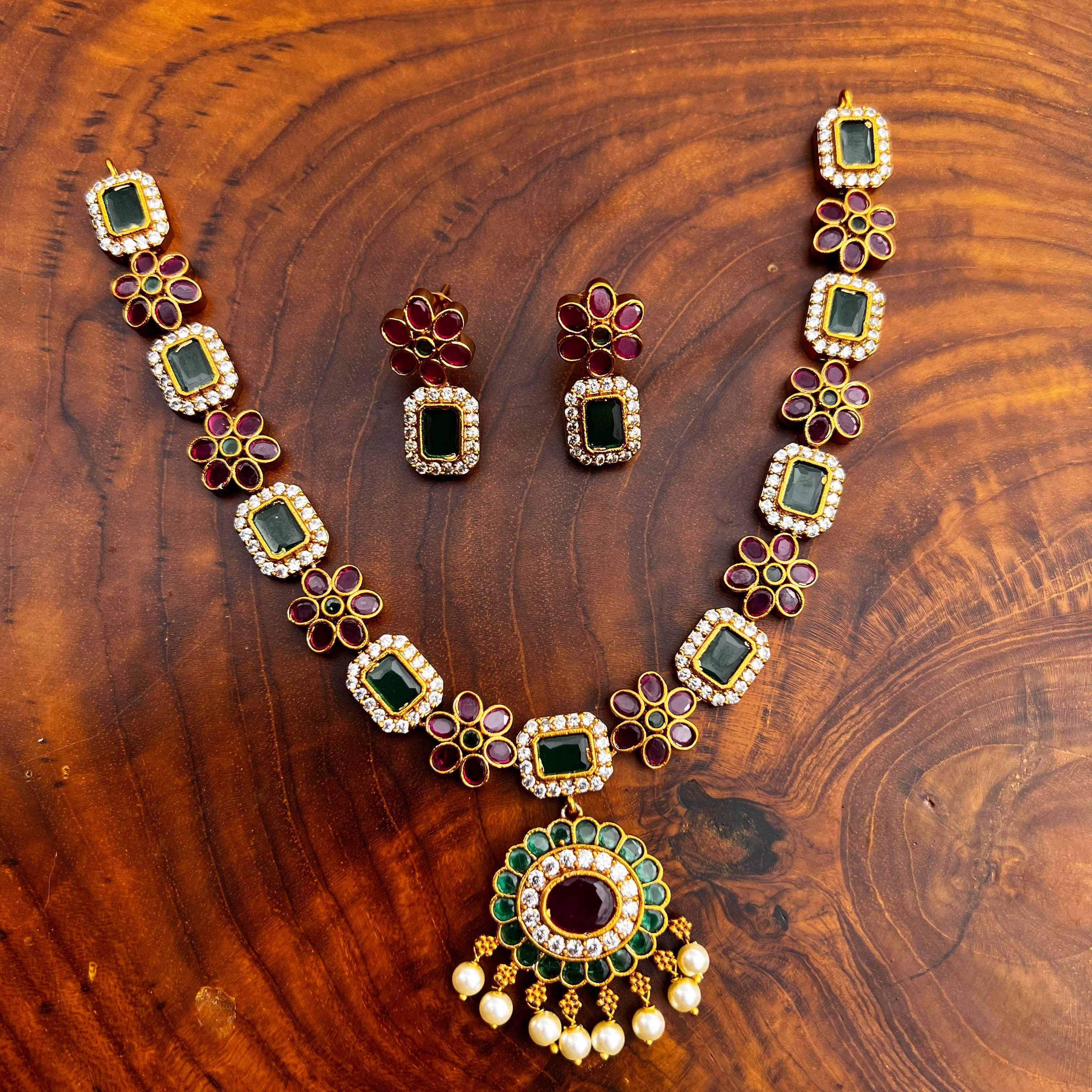 Antique Gold AD & CZ Flower Necklace - Happy Pique