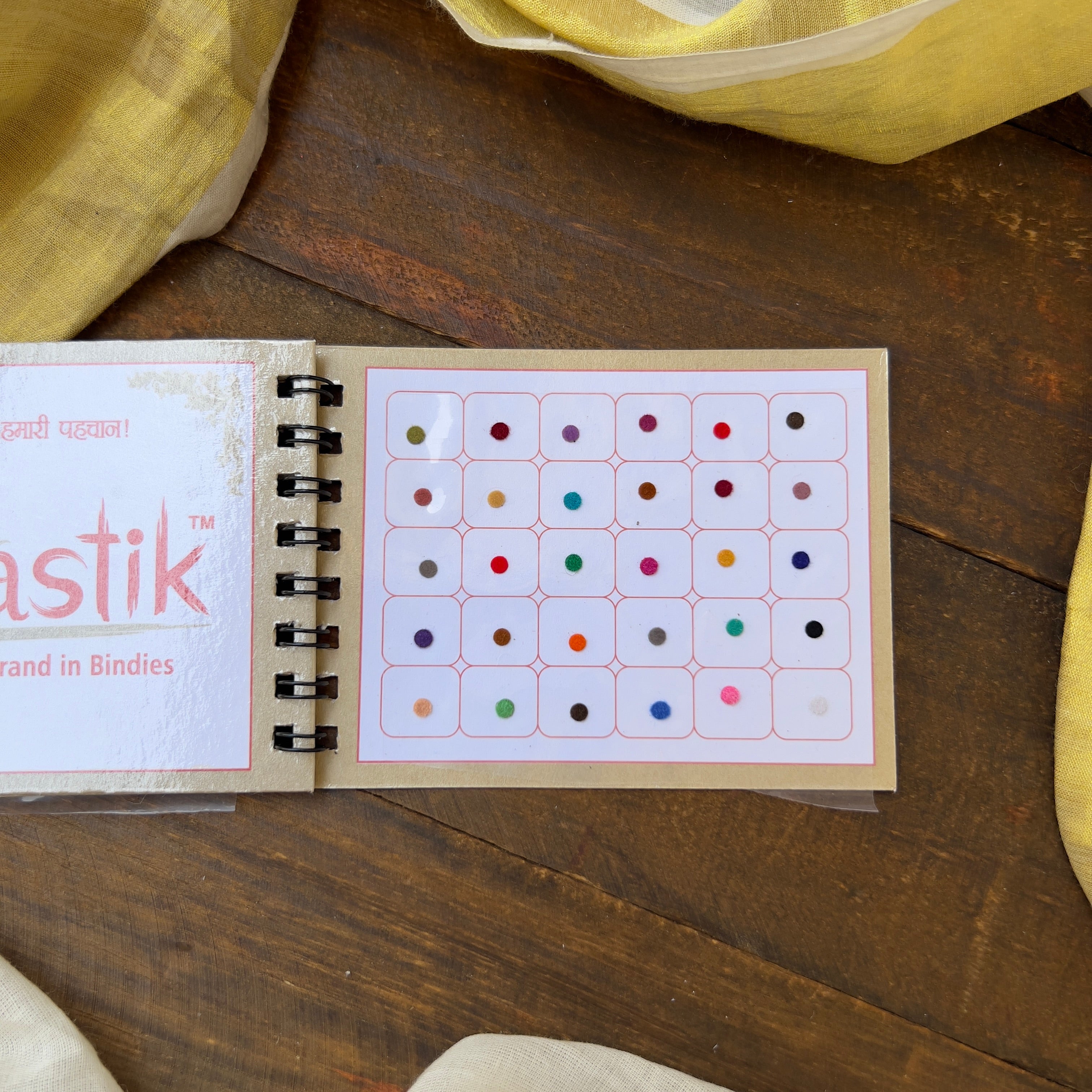 Colour Plain Round Bindi Book - Swastik Mini Range - BB008