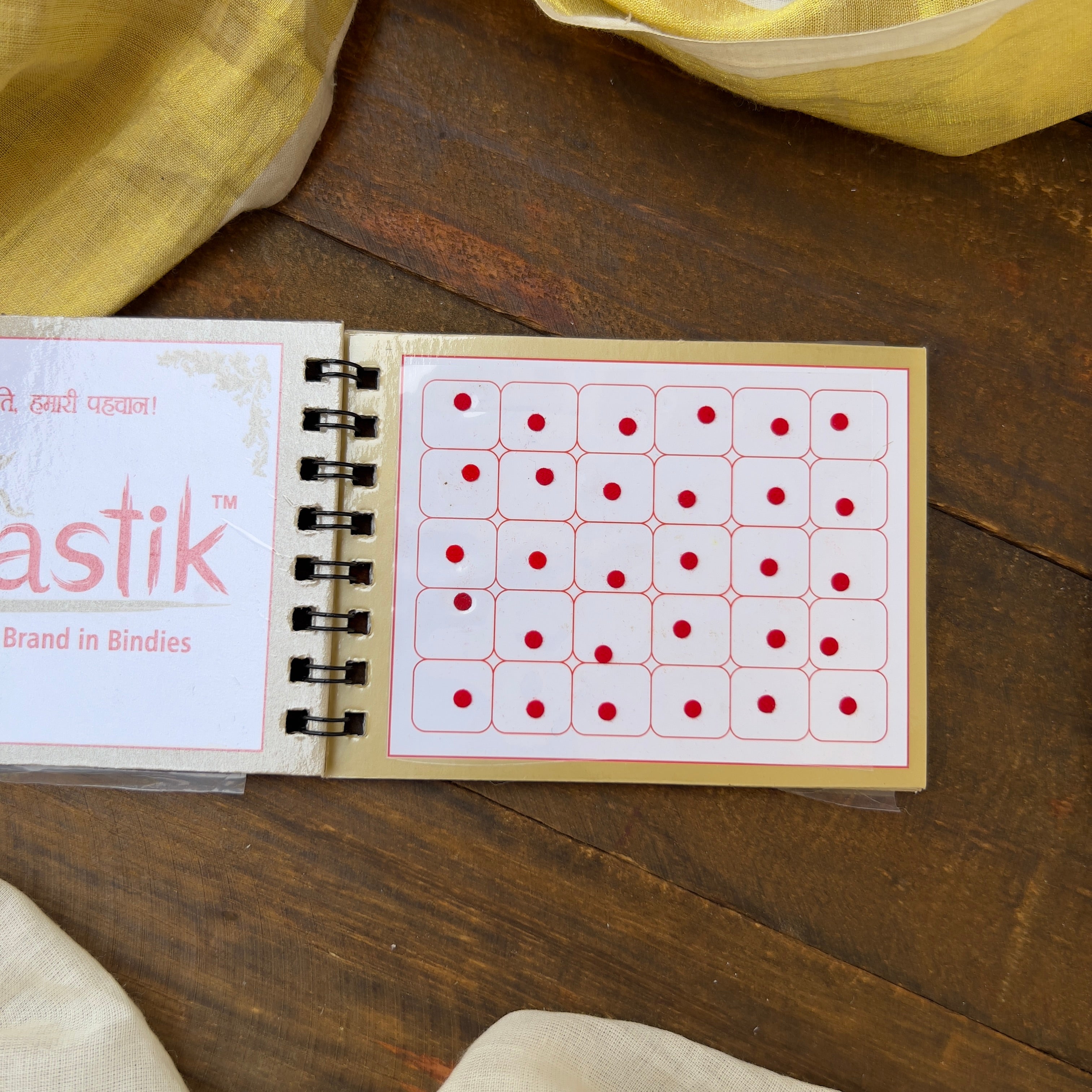 Colour Plain Round Bindi Book - Swastik Mini Range - BB008