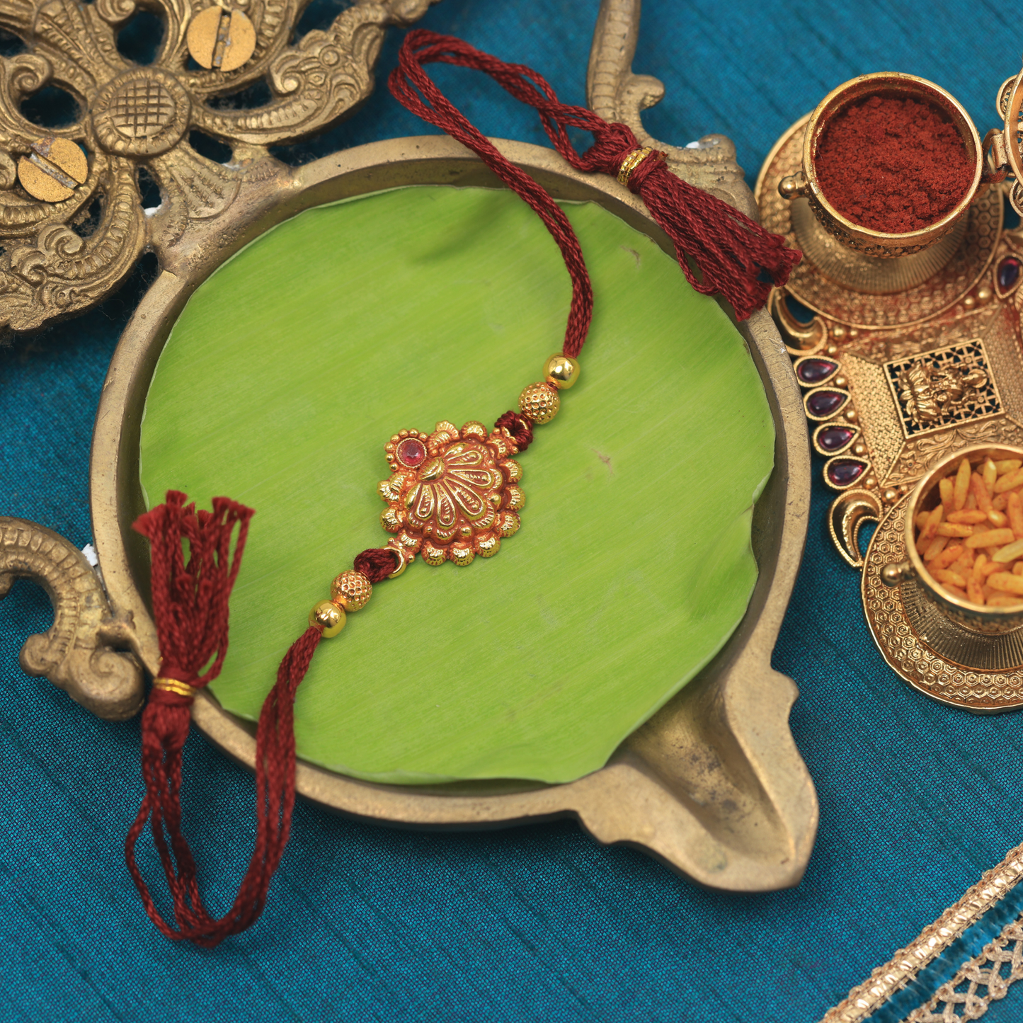 Handmade Traditional Raksha Bandhan Rakhi - Shell Design