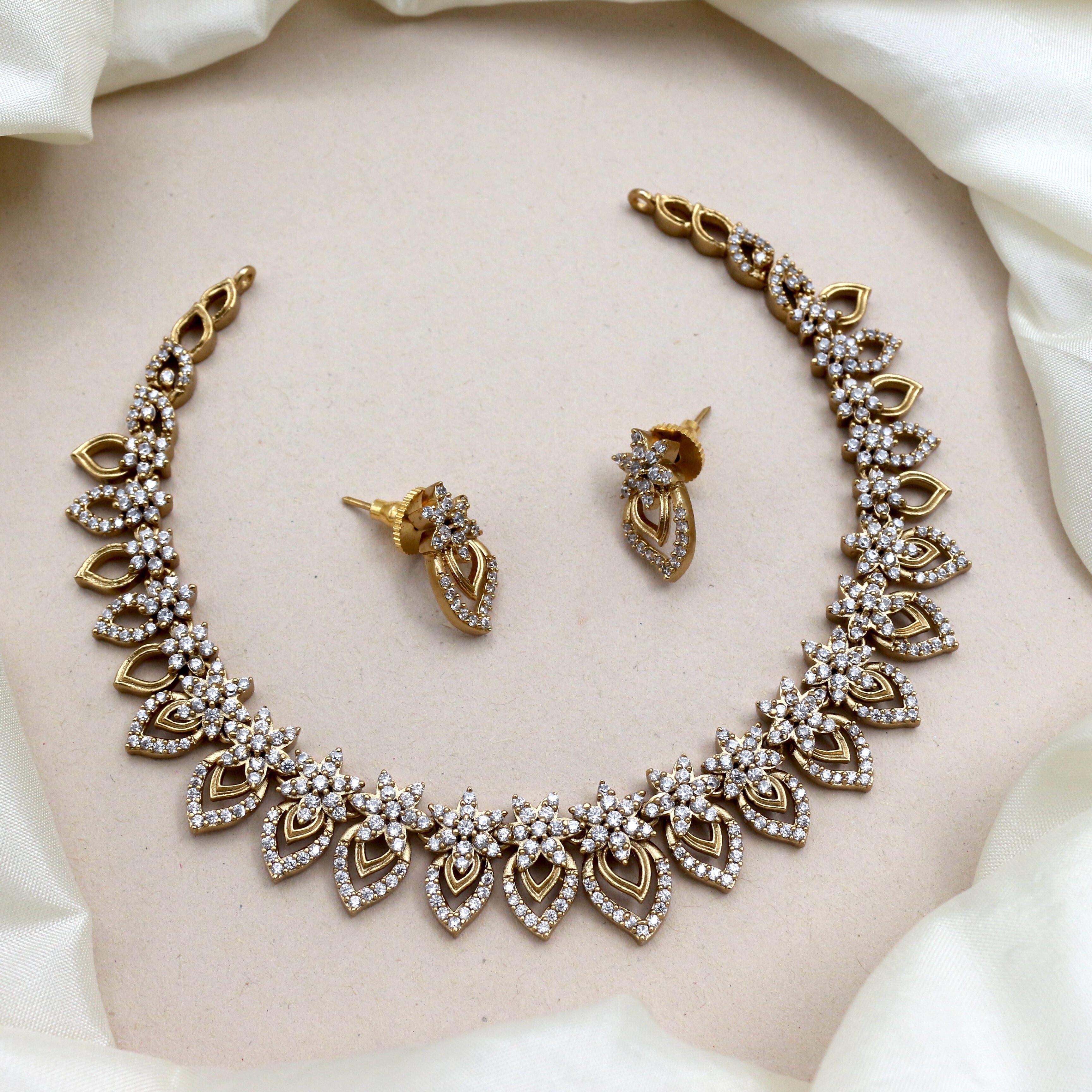 Diamond Look Antique AD Flower Leaf Bridal Necklace Set