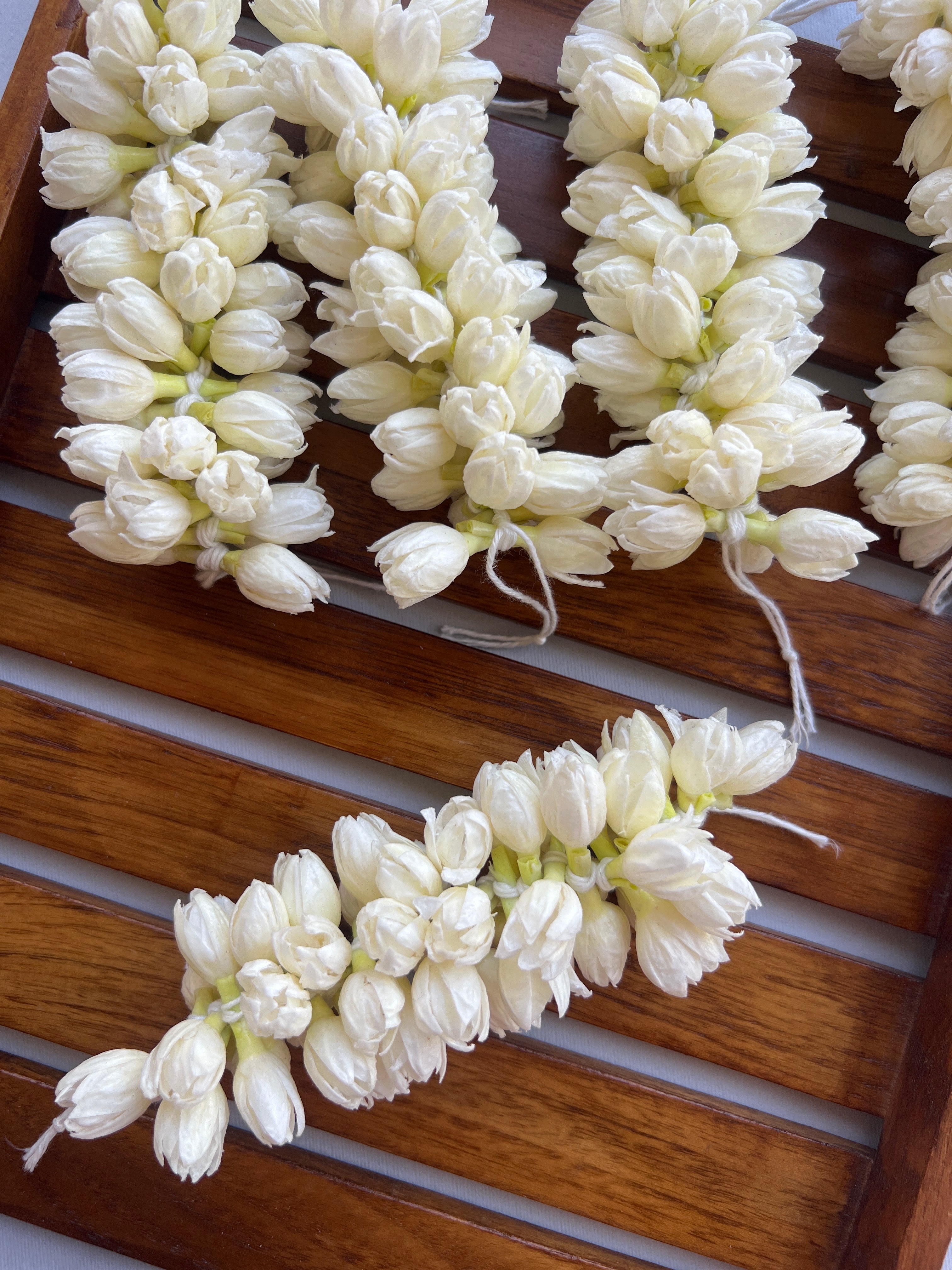 Pack of 5 Thick Paper Based Handmade Bloomed Jasmine Strings - 5 Inches Each