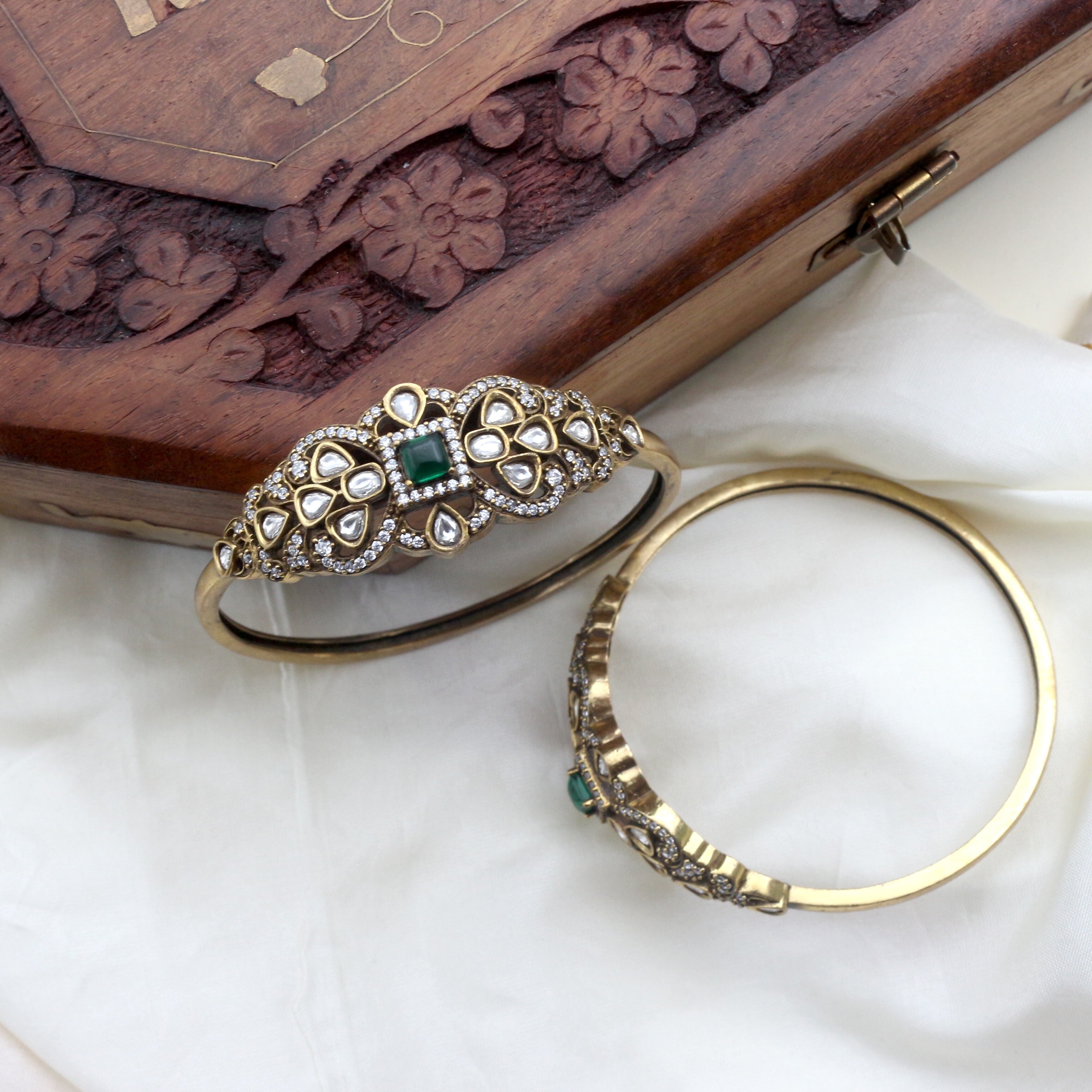 Beautiful Victorian AD Kundan Stones Kada Bangles