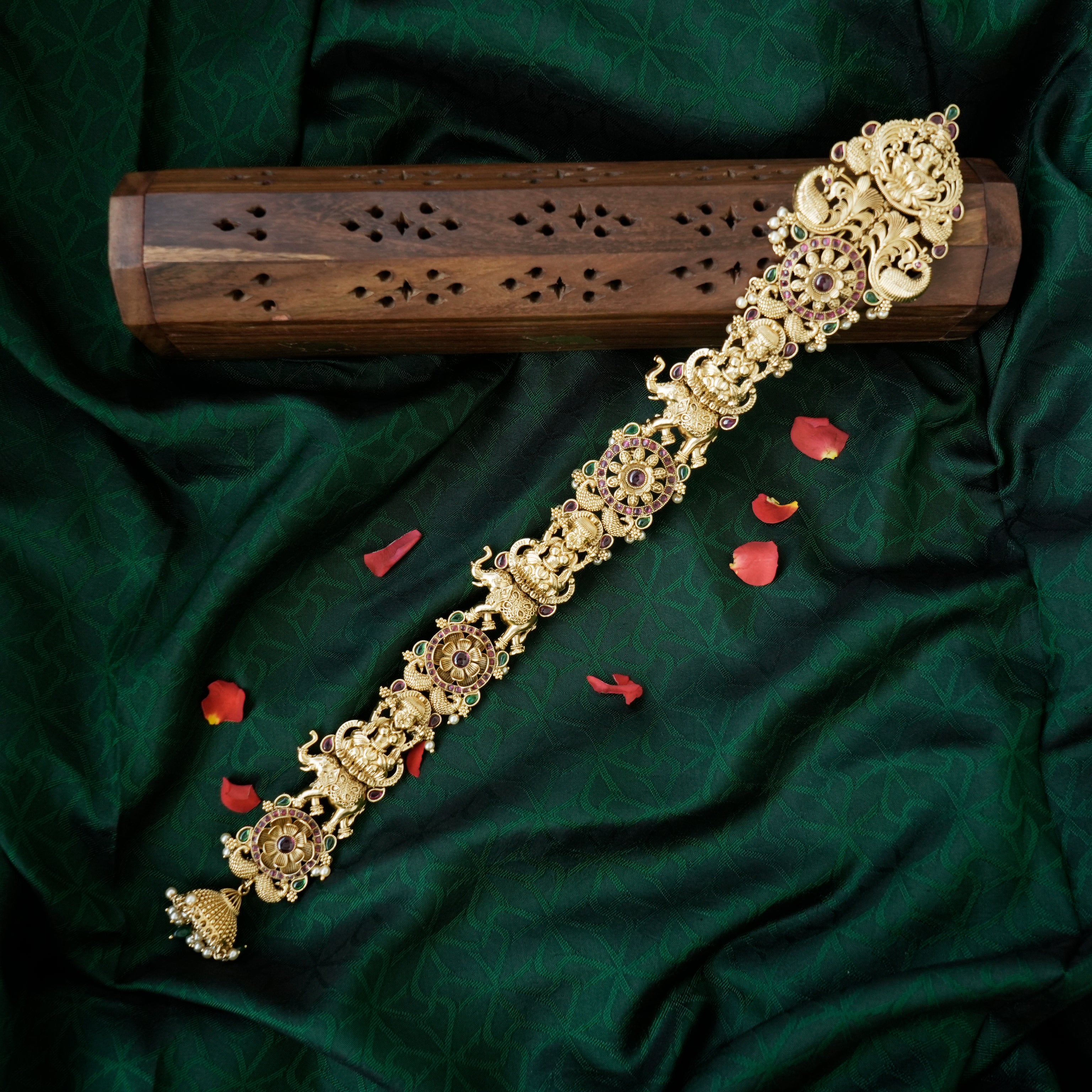 Antique Gold Nagas Gajalakshmi Kemp Bridal Choti Jada Billa