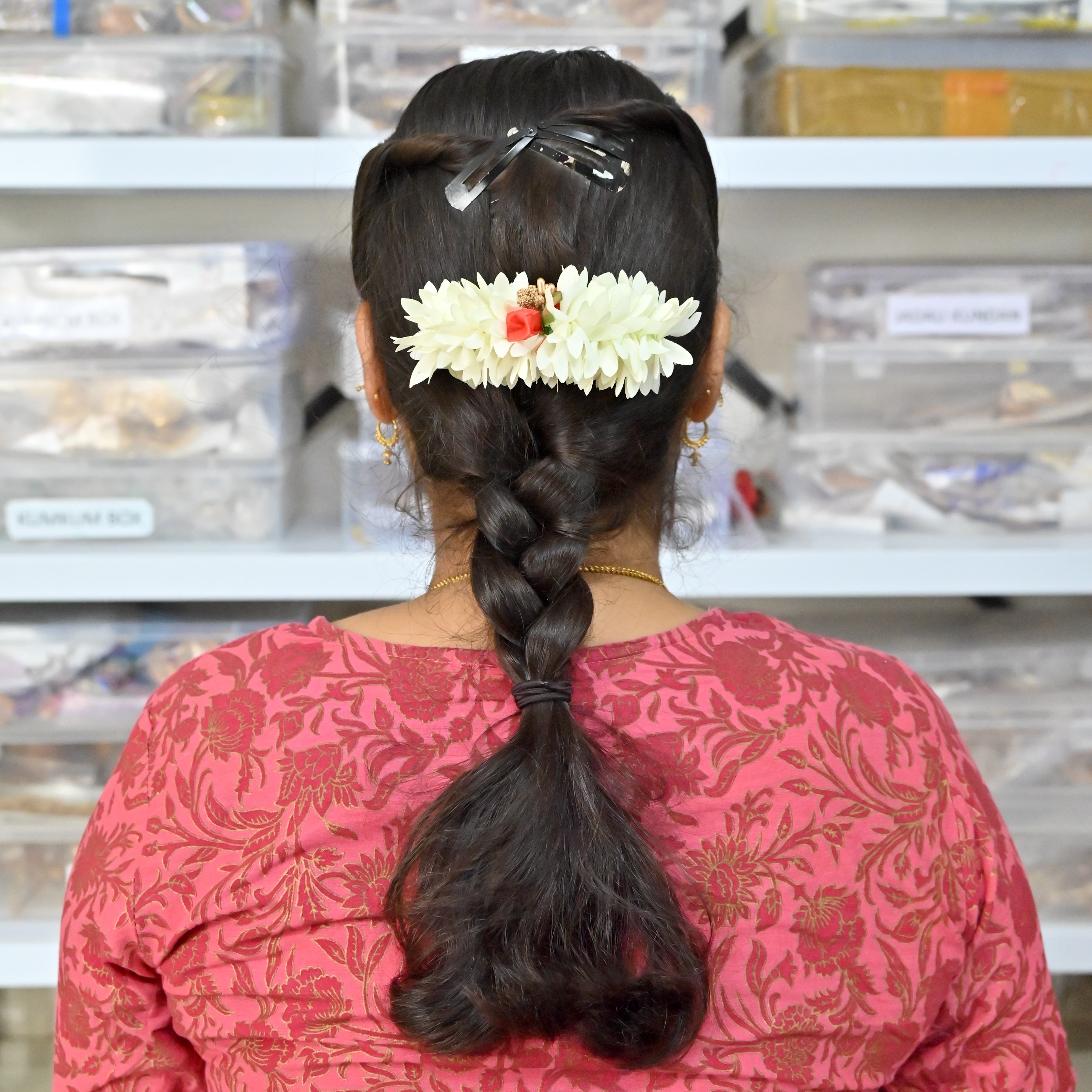 Handmade Pichi Poo Comb - Kaatu Malli Poo Comb Hair Accessory