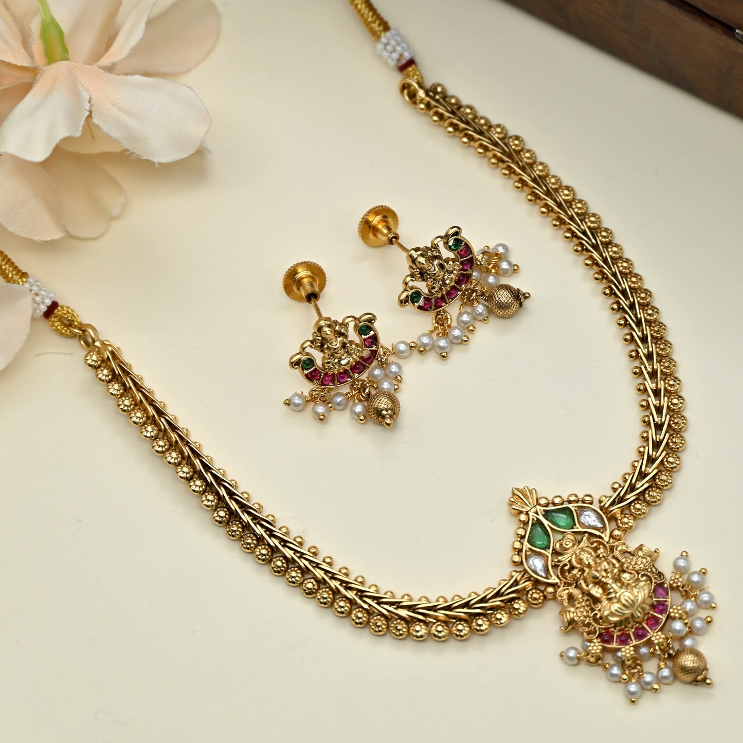 Antique Gold Kundan Lakshmi necklace Set - Kids Friendly Necklace Set