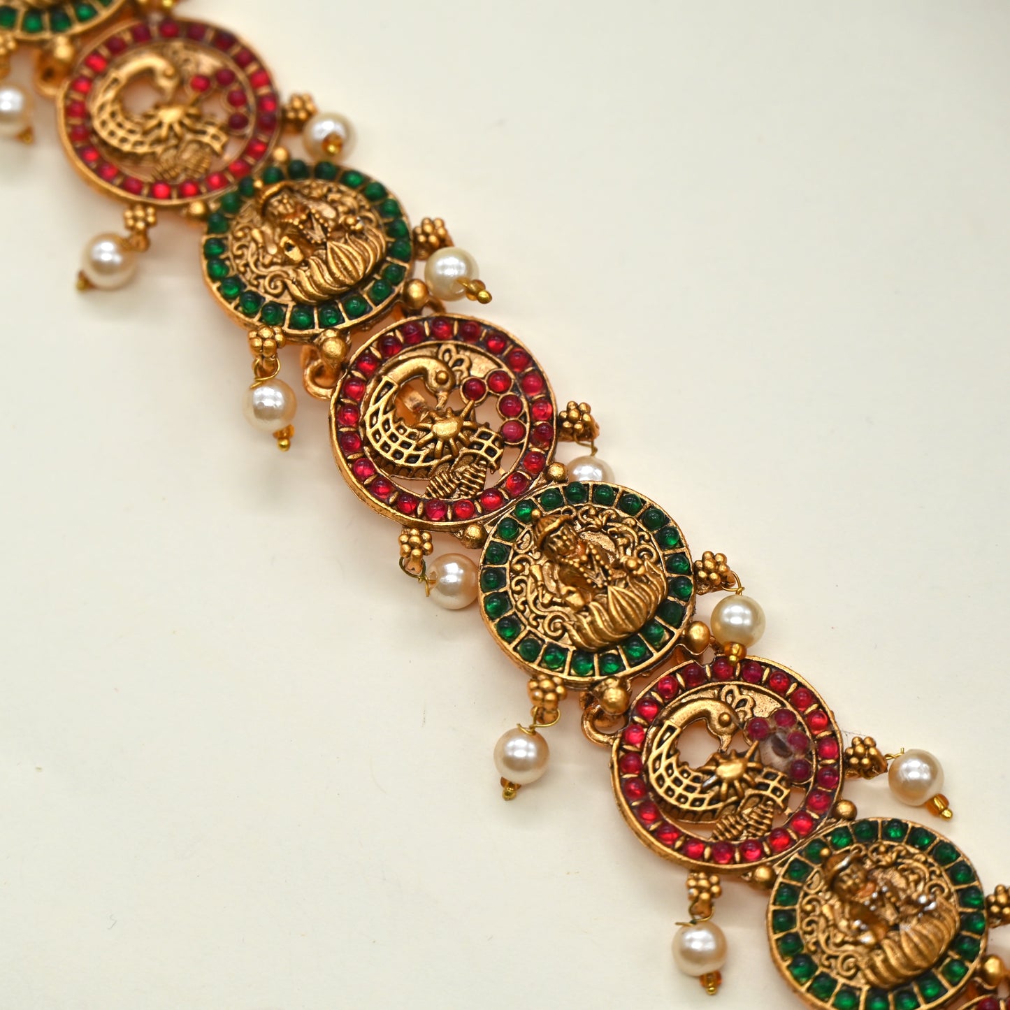 antique jewellery