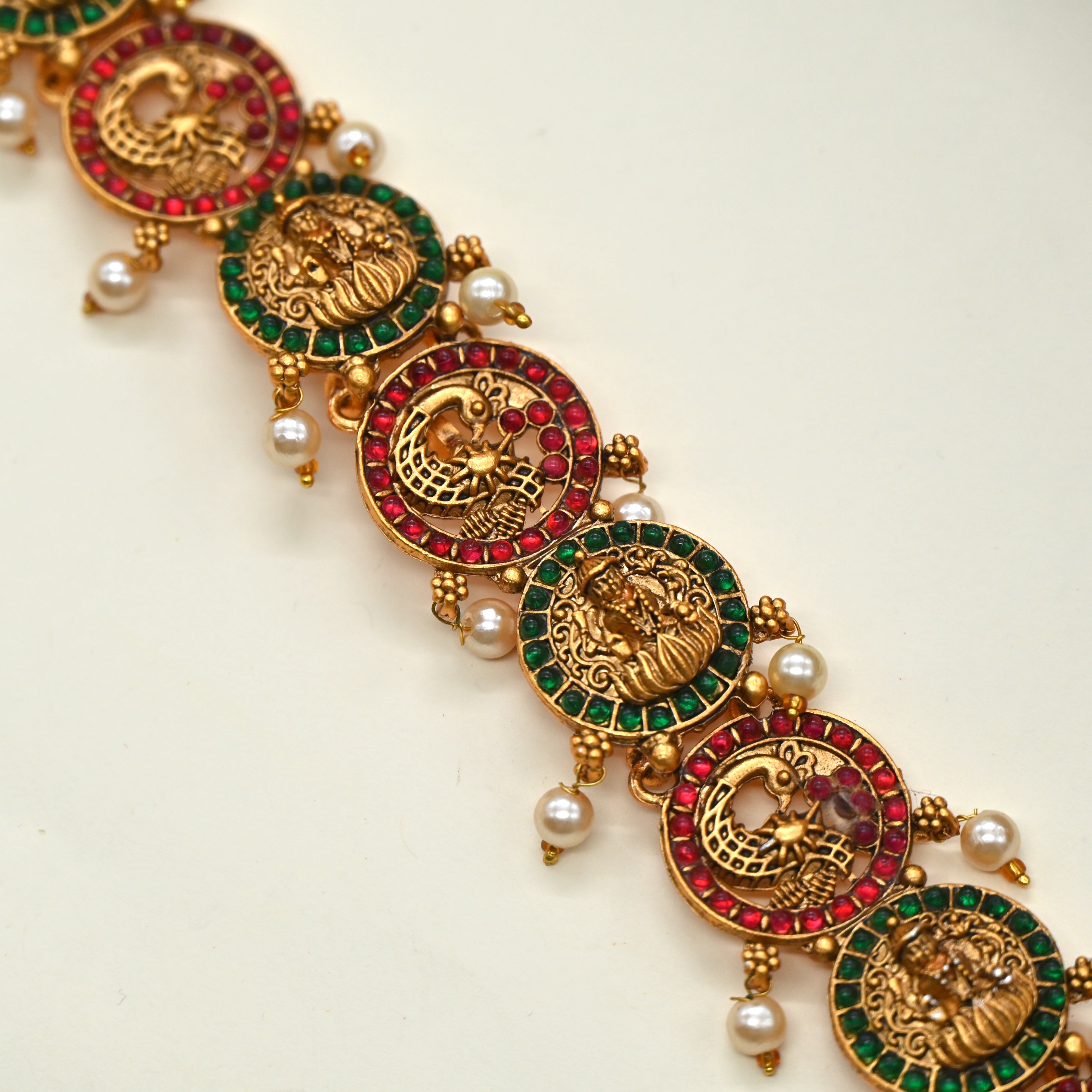 antique jewellery