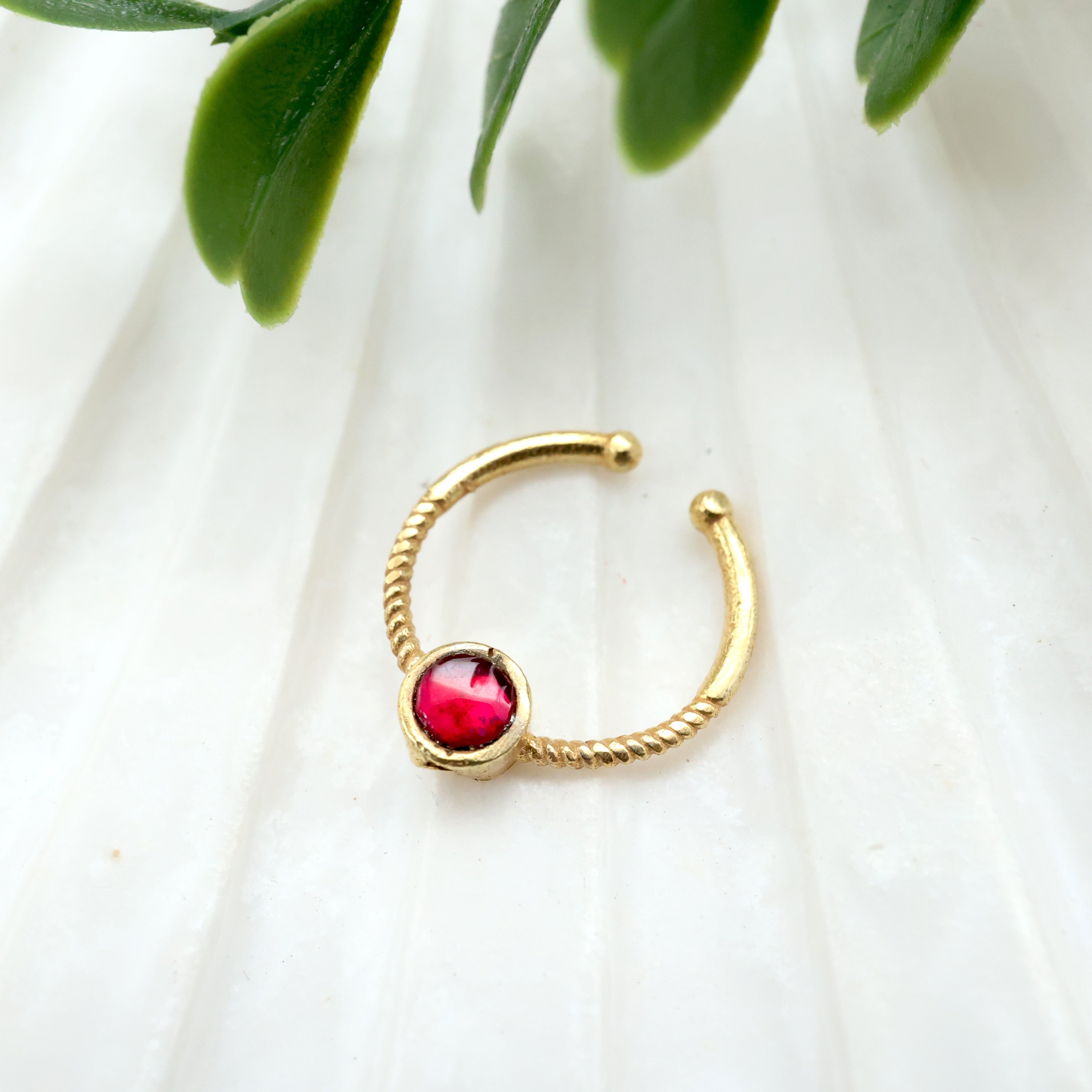 JADAU KUNDAN PLAIN DOT SEPTUM NOSE RING (RUBY) - NO PIERCING NEEDED